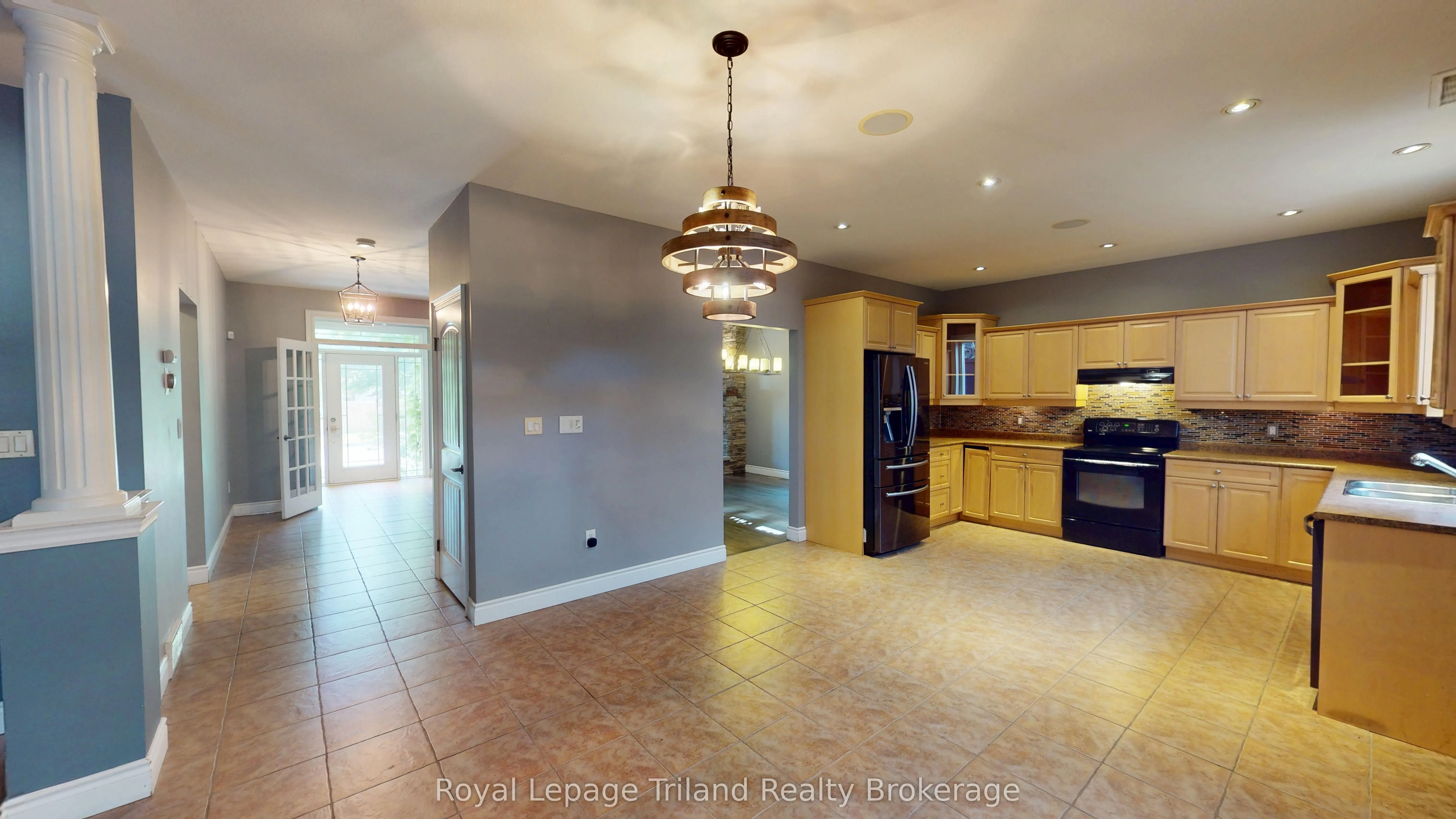 107 Forestway Trail