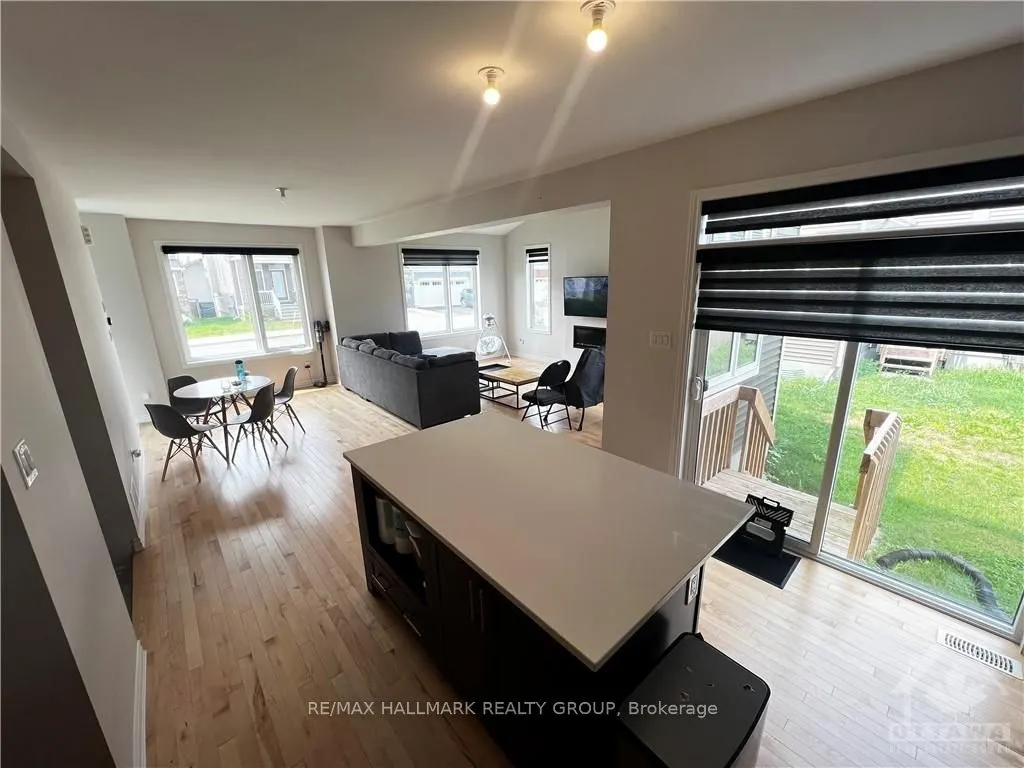616 SANDILLON Place