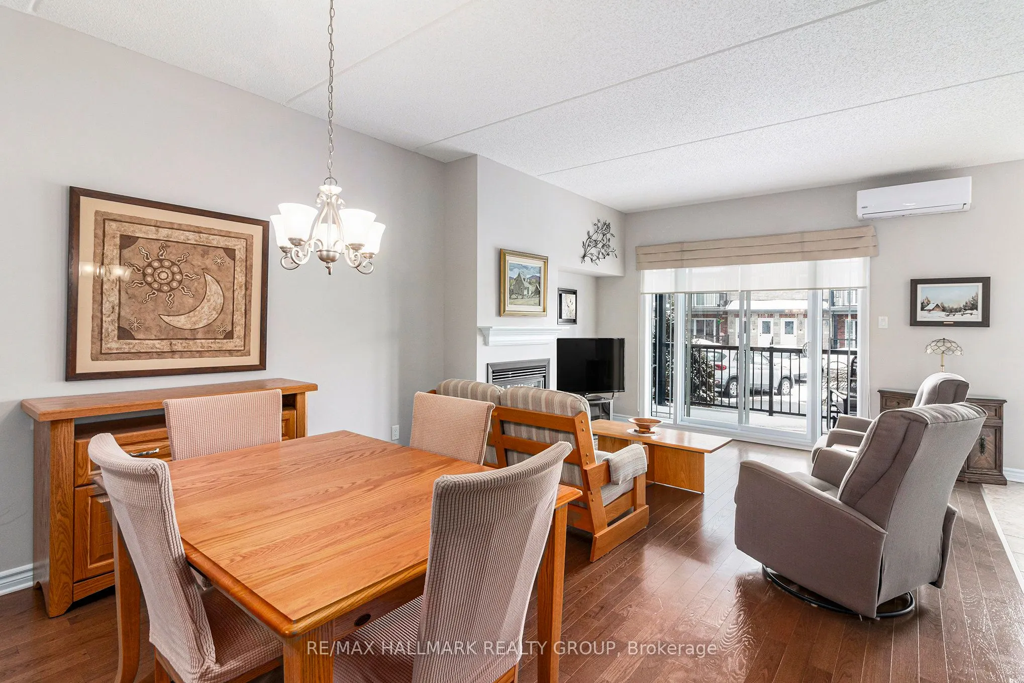 201 Eliot Drive, #404