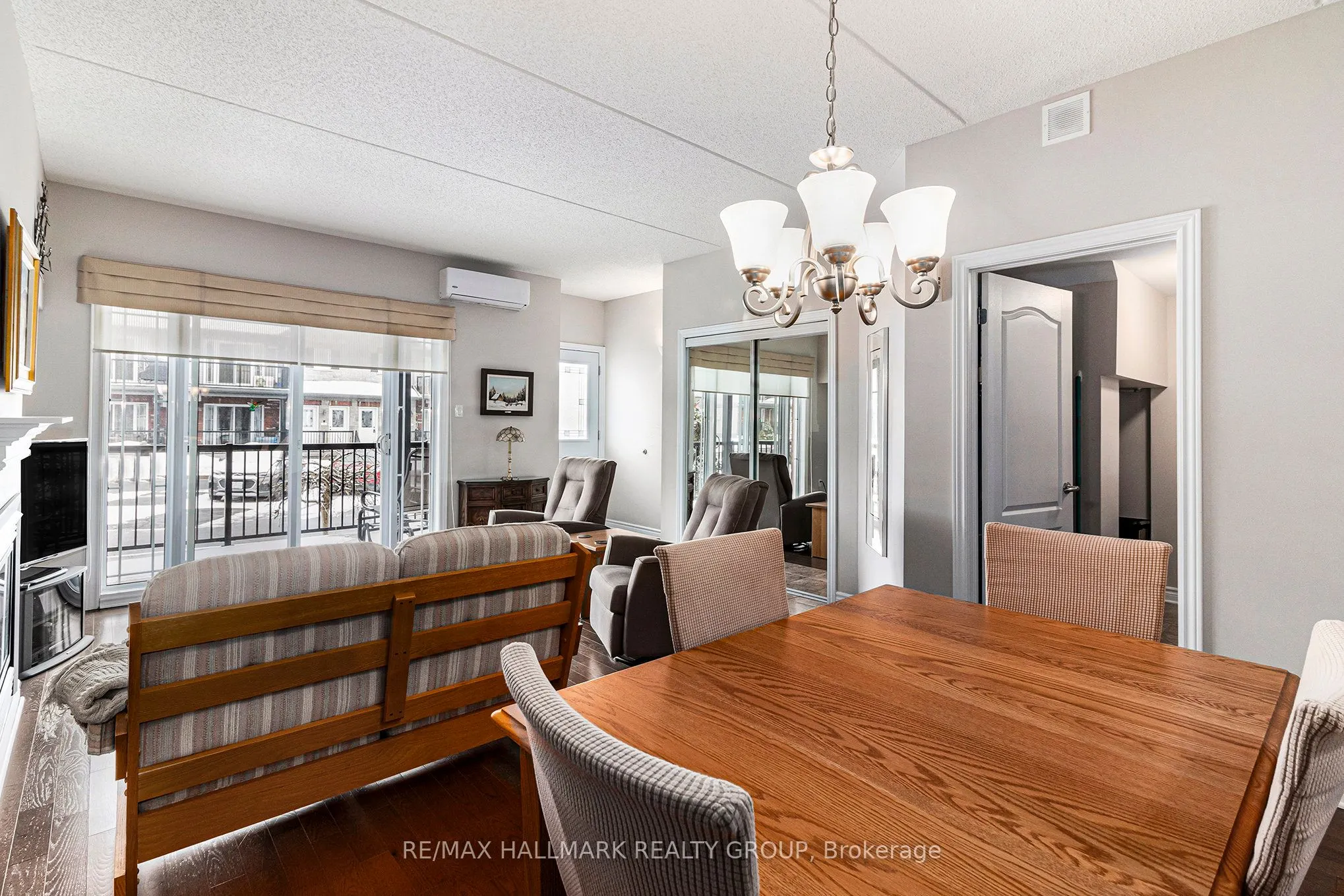 201 Eliot Drive, #404