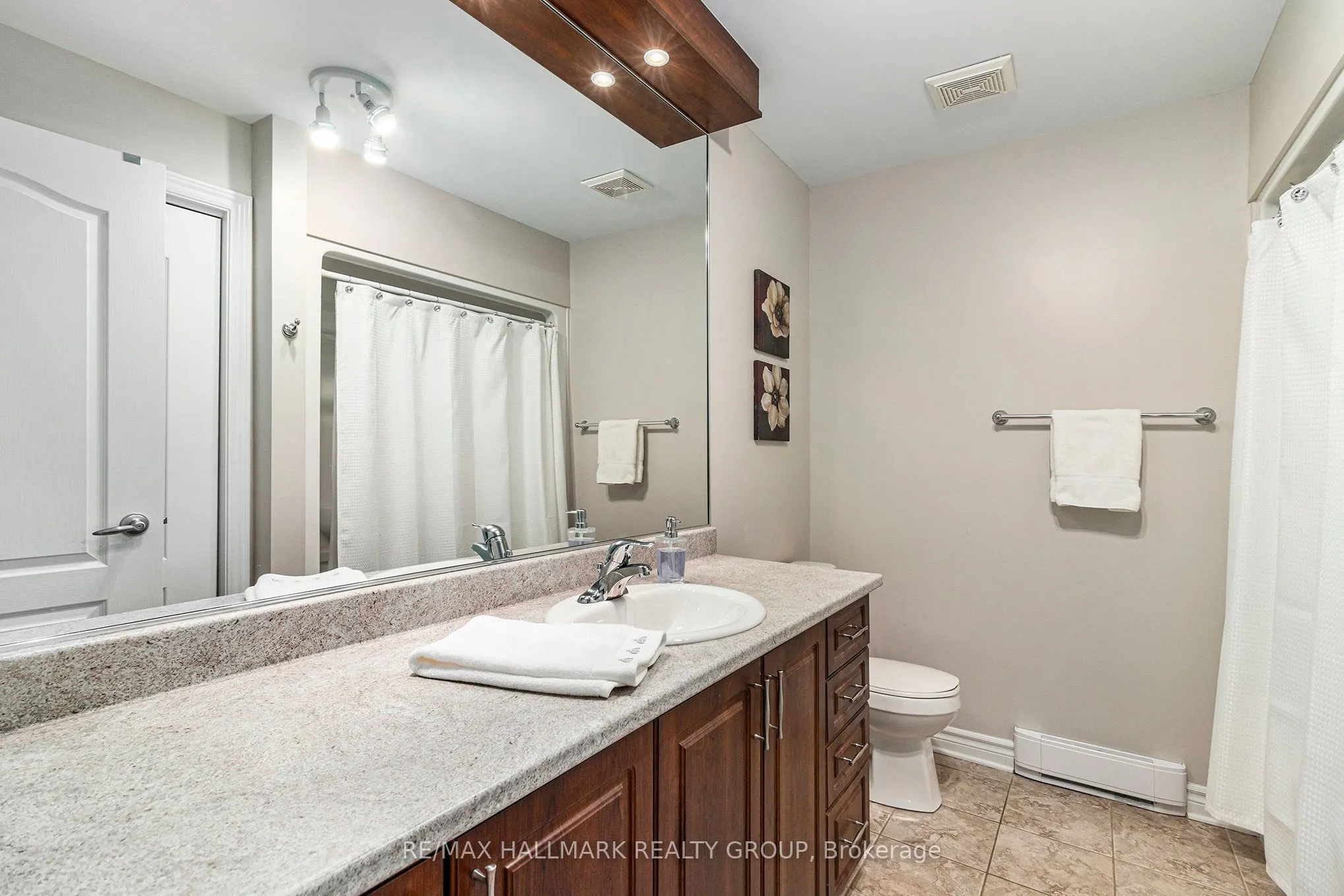 201 Eliot Drive, #404