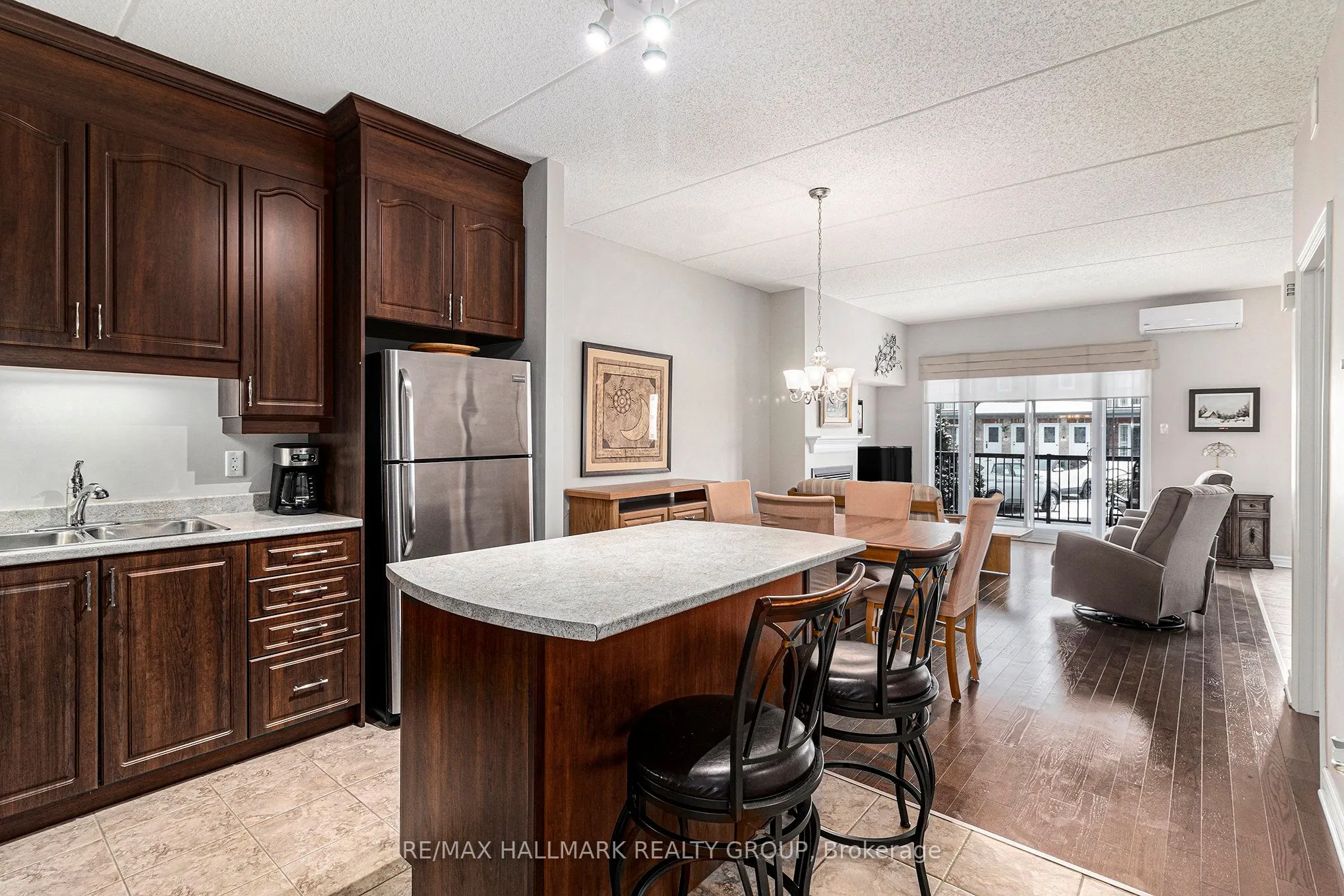 201 Eliot Drive, #404