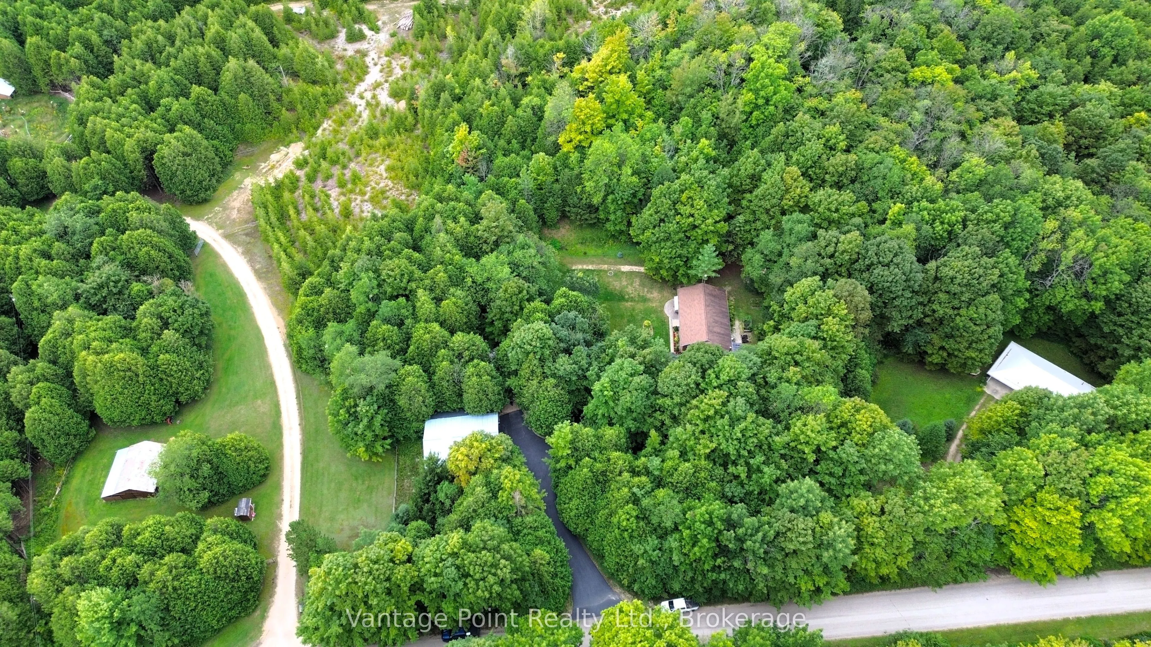 574256 40 Side Road