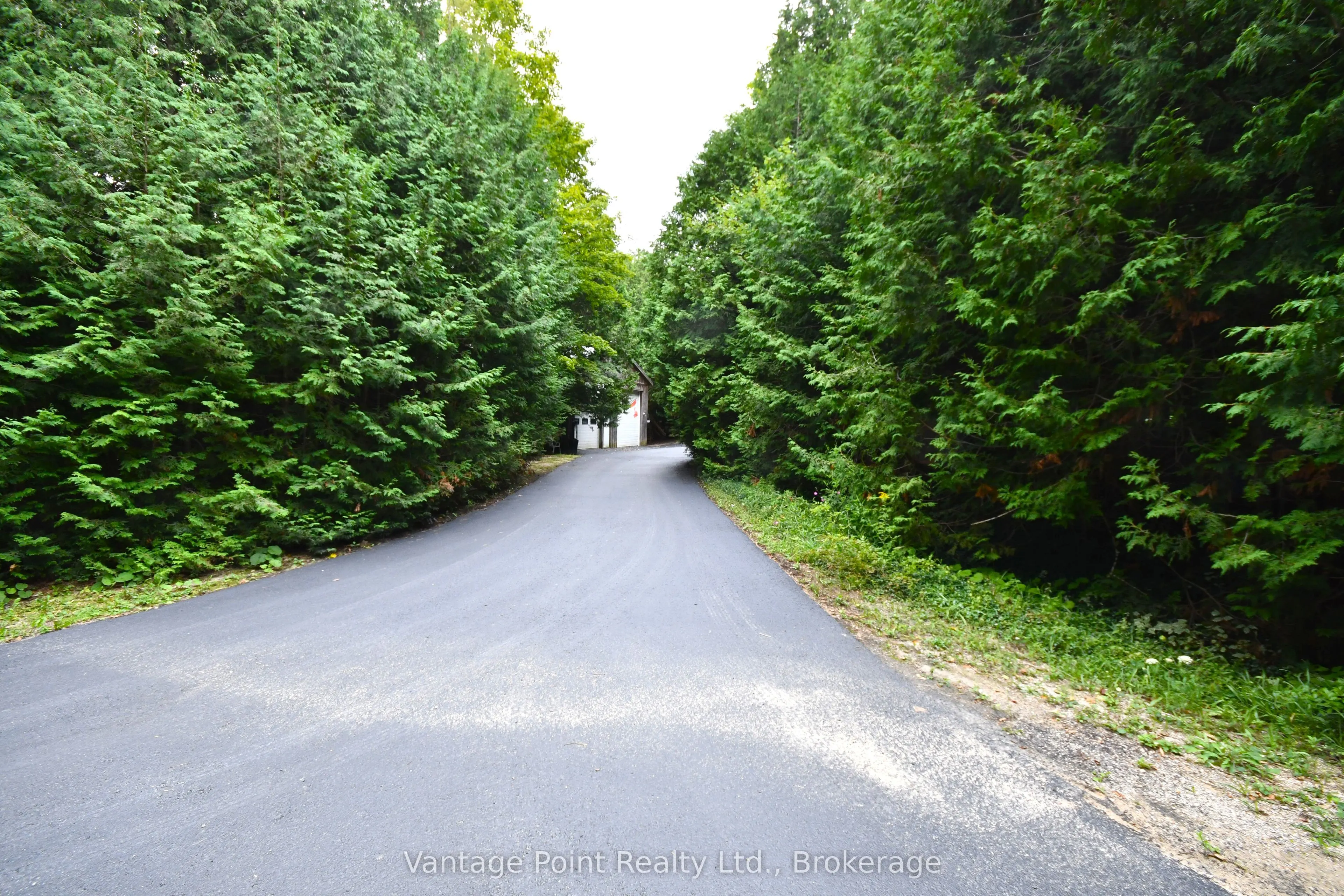 574256 40 Side Road