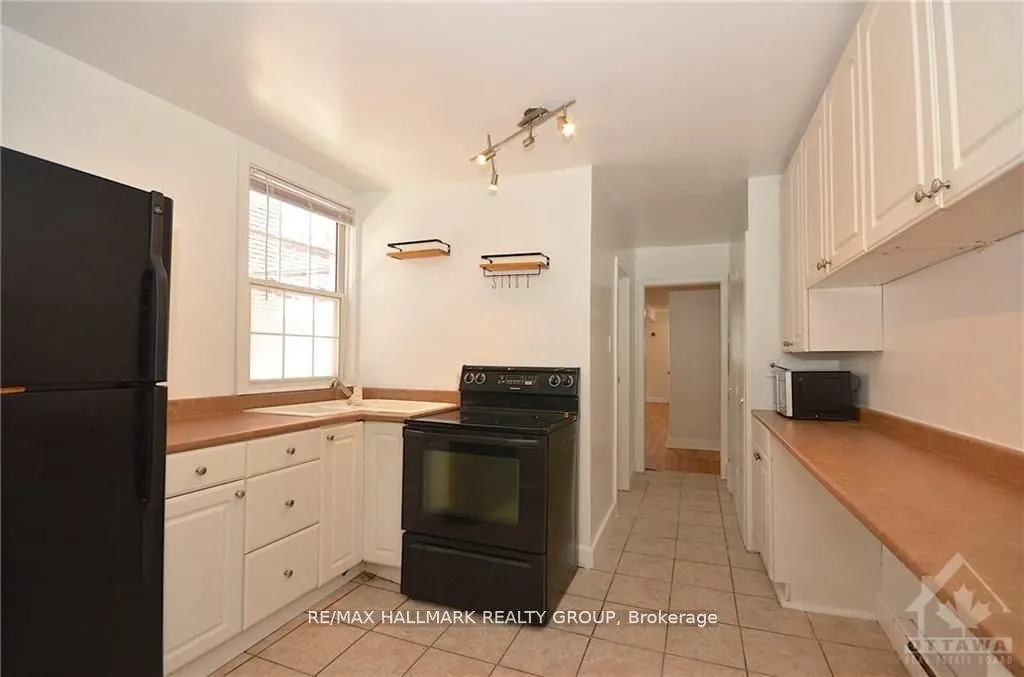 62-64 COBOURG Street