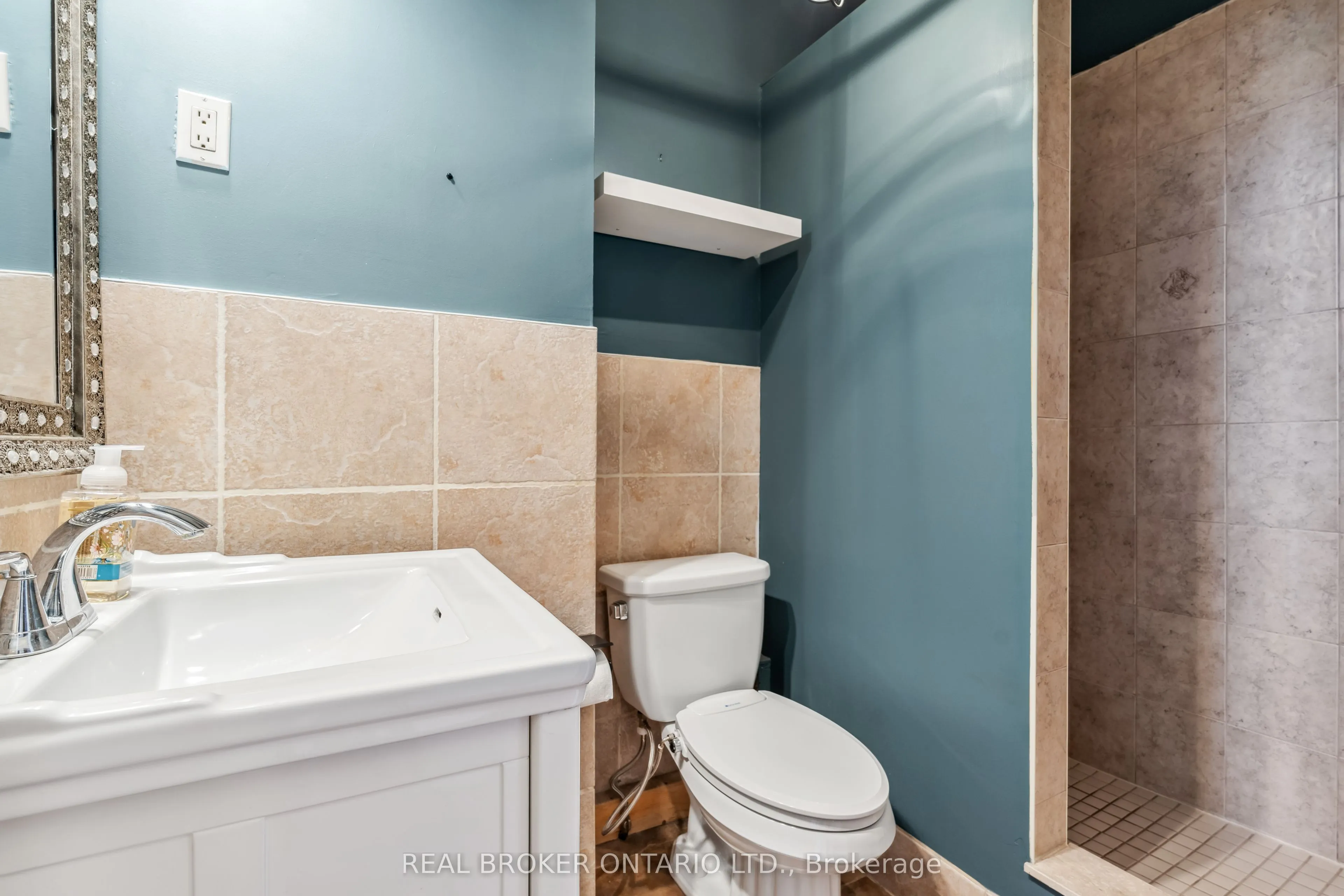 197 King Street E, #Apt 2