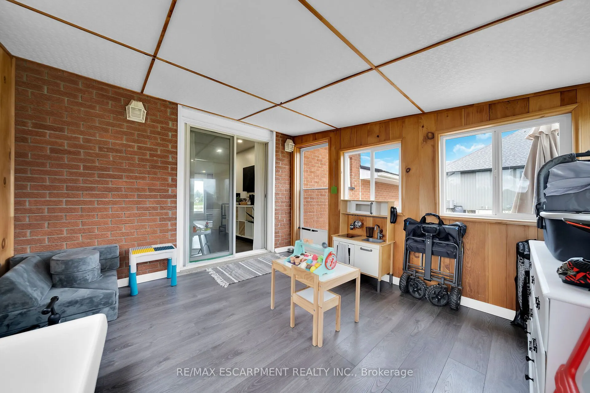 1073 Concession 6 Woodhouse Road