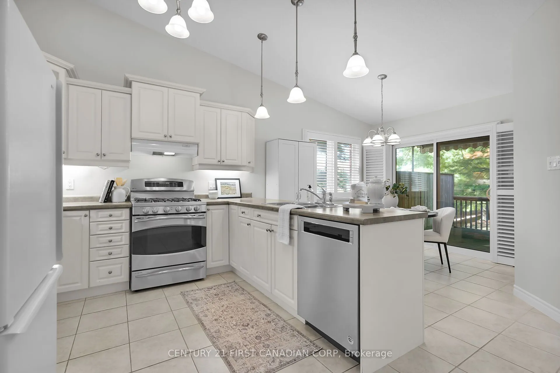 43 Capulet Walk, #36