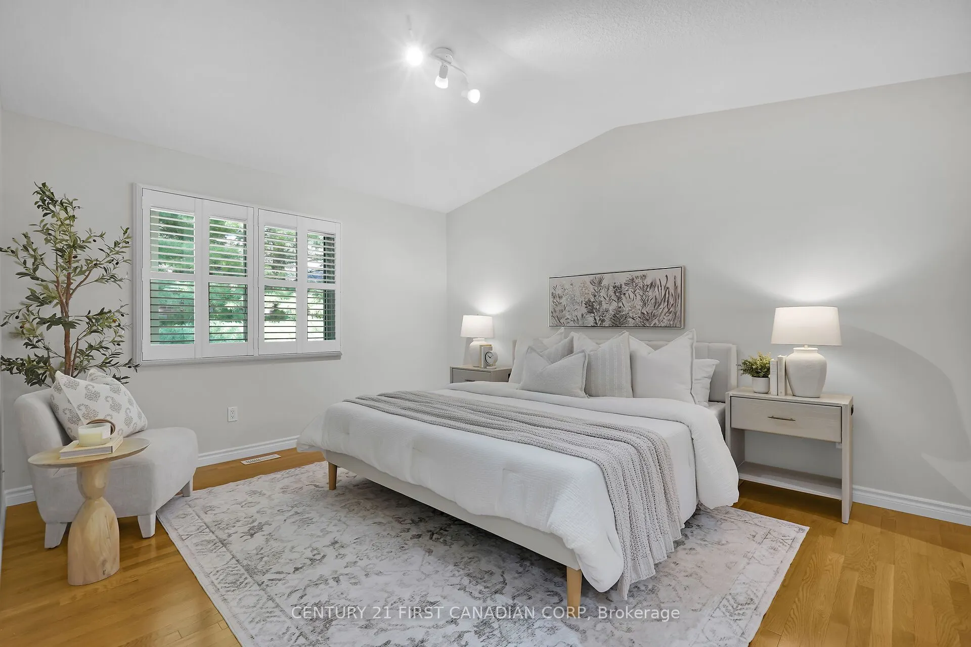 43 Capulet Walk, #36