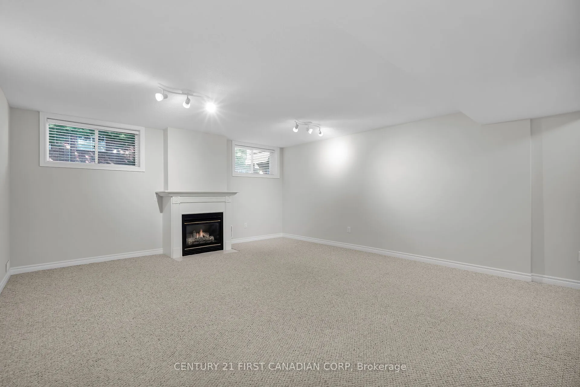 43 Capulet Walk, #36