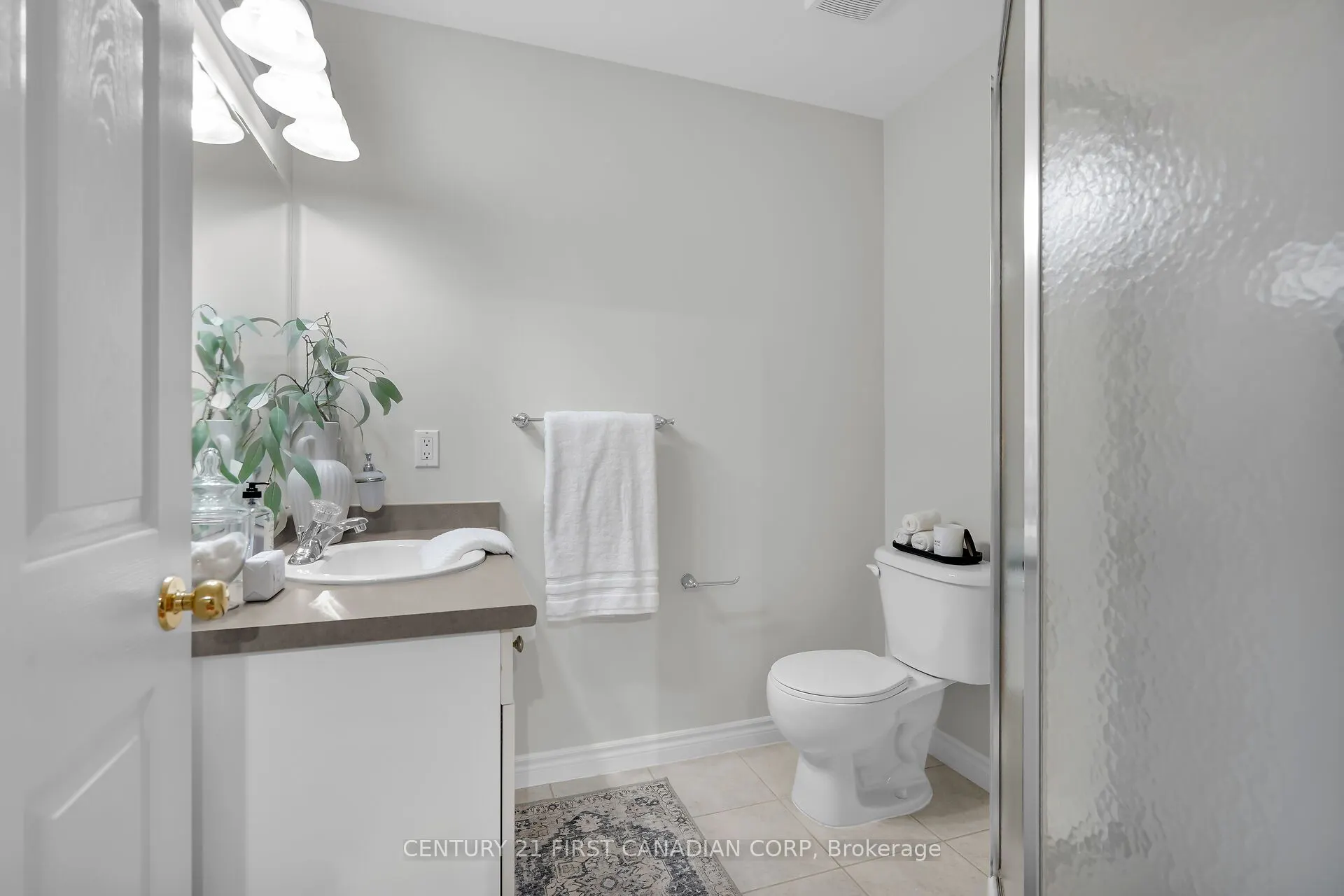 43 Capulet Walk, #36