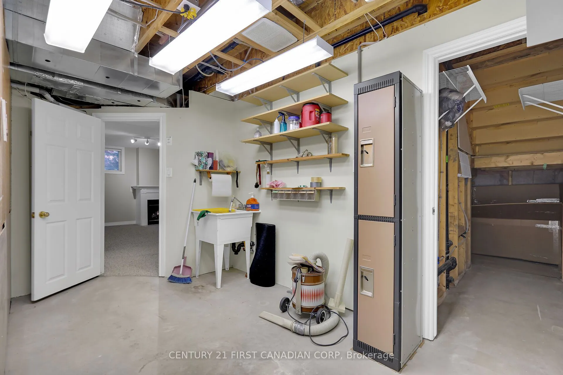 43 Capulet Walk, #36