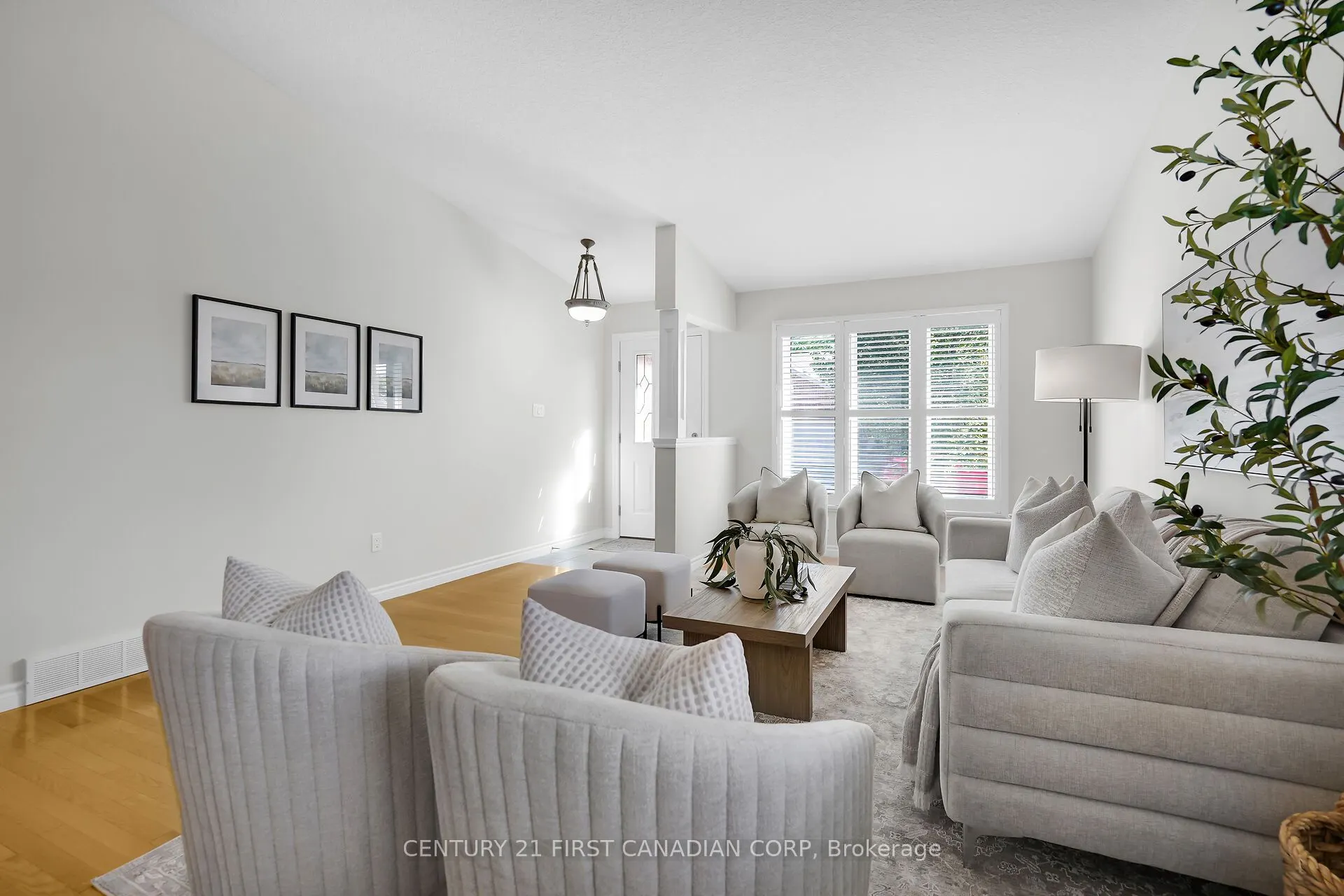 43 Capulet Walk, #36