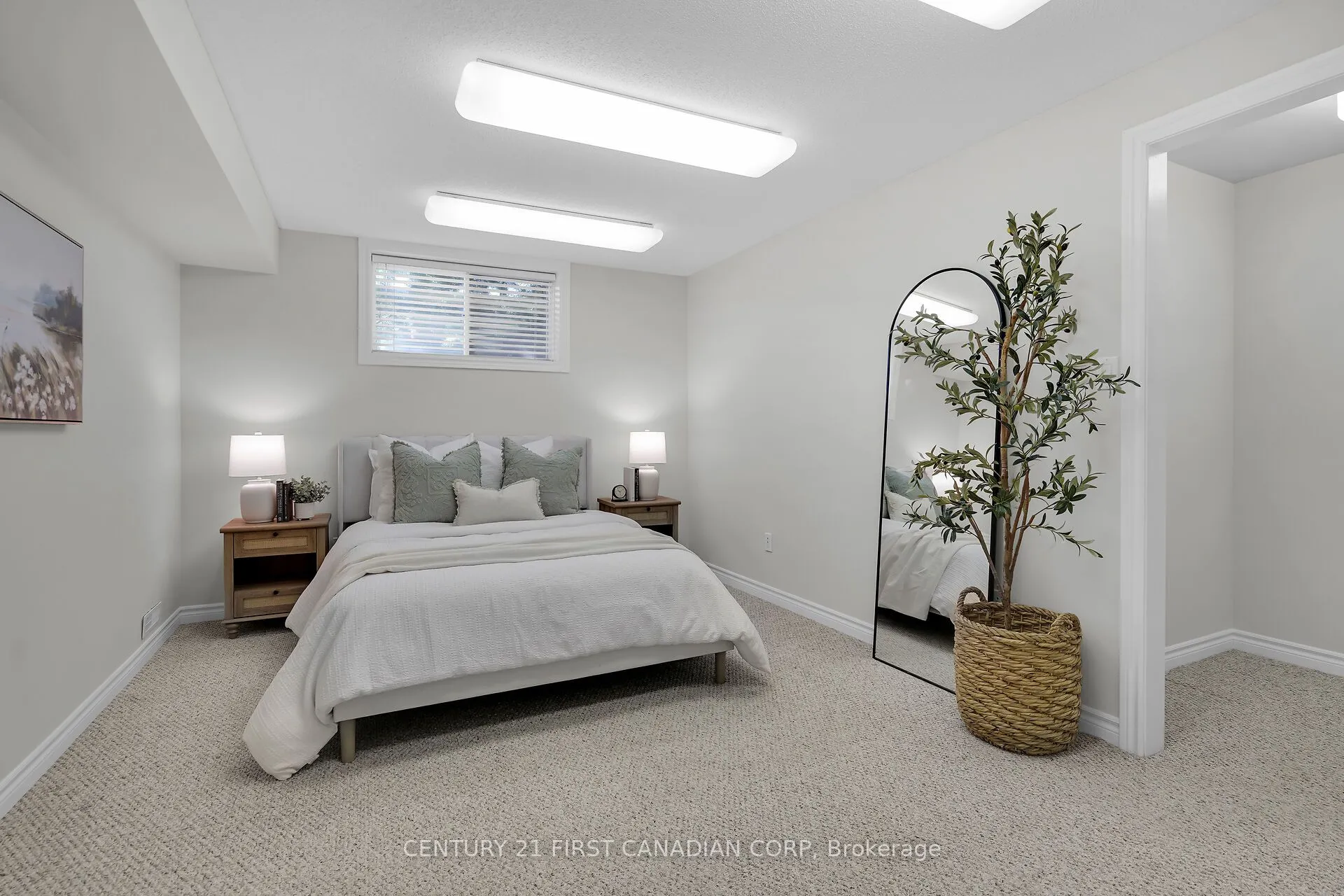 43 Capulet Walk, #36