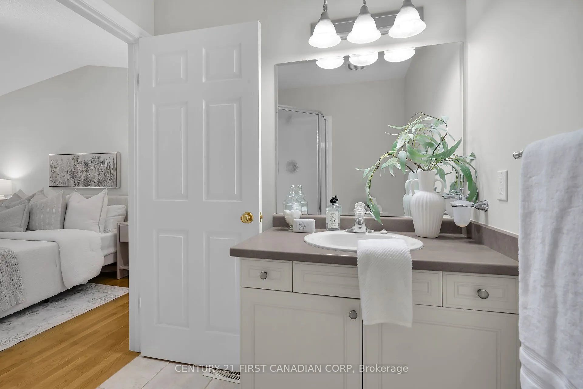 43 Capulet Walk, #36