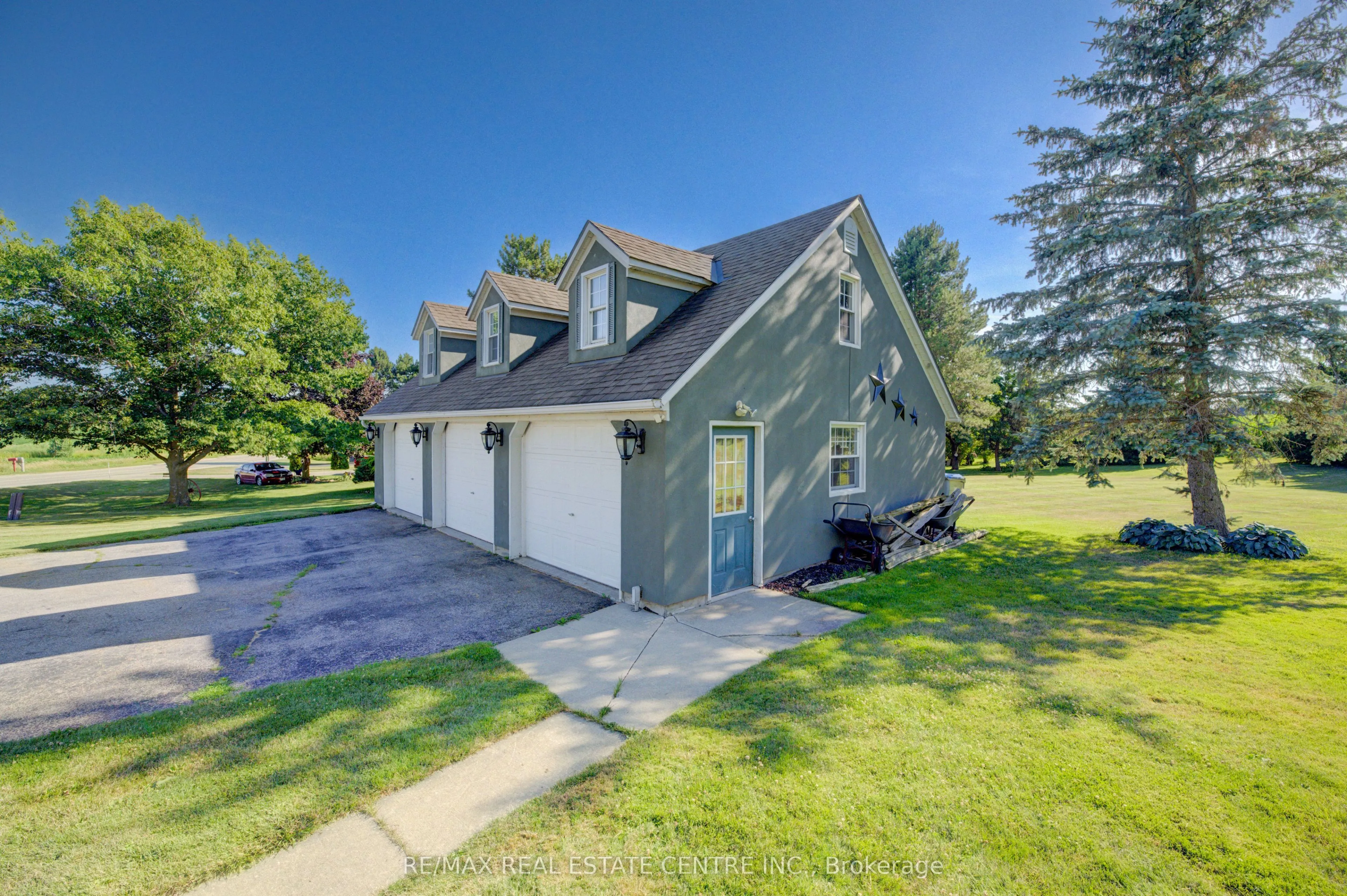 4670 Perth Road 107, Rr #1 Road