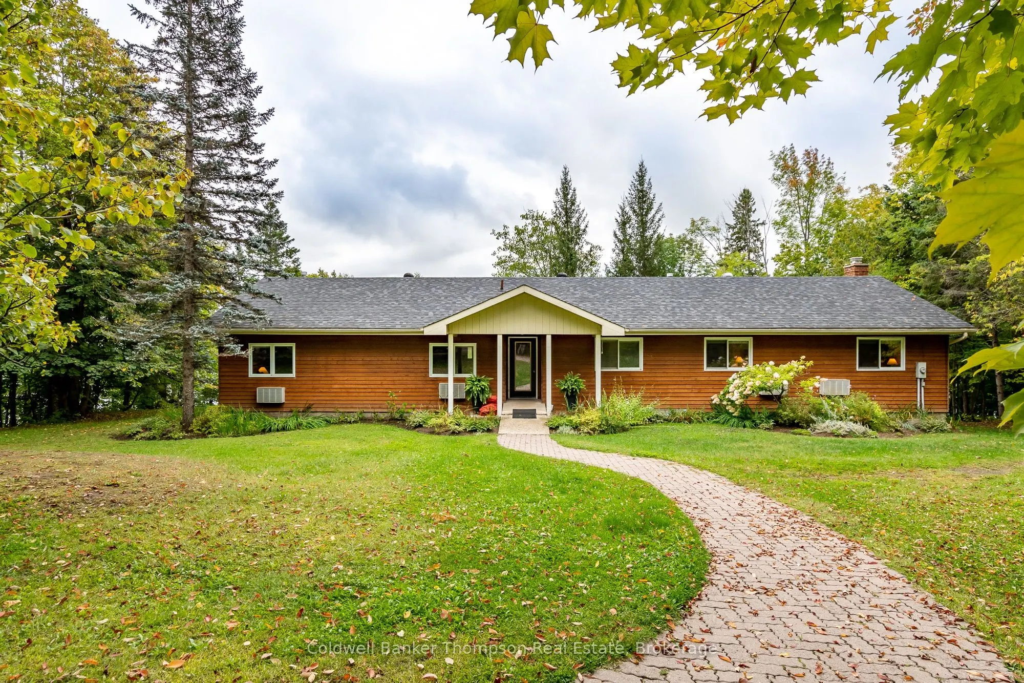 415 GRASSMERE RESORT Road