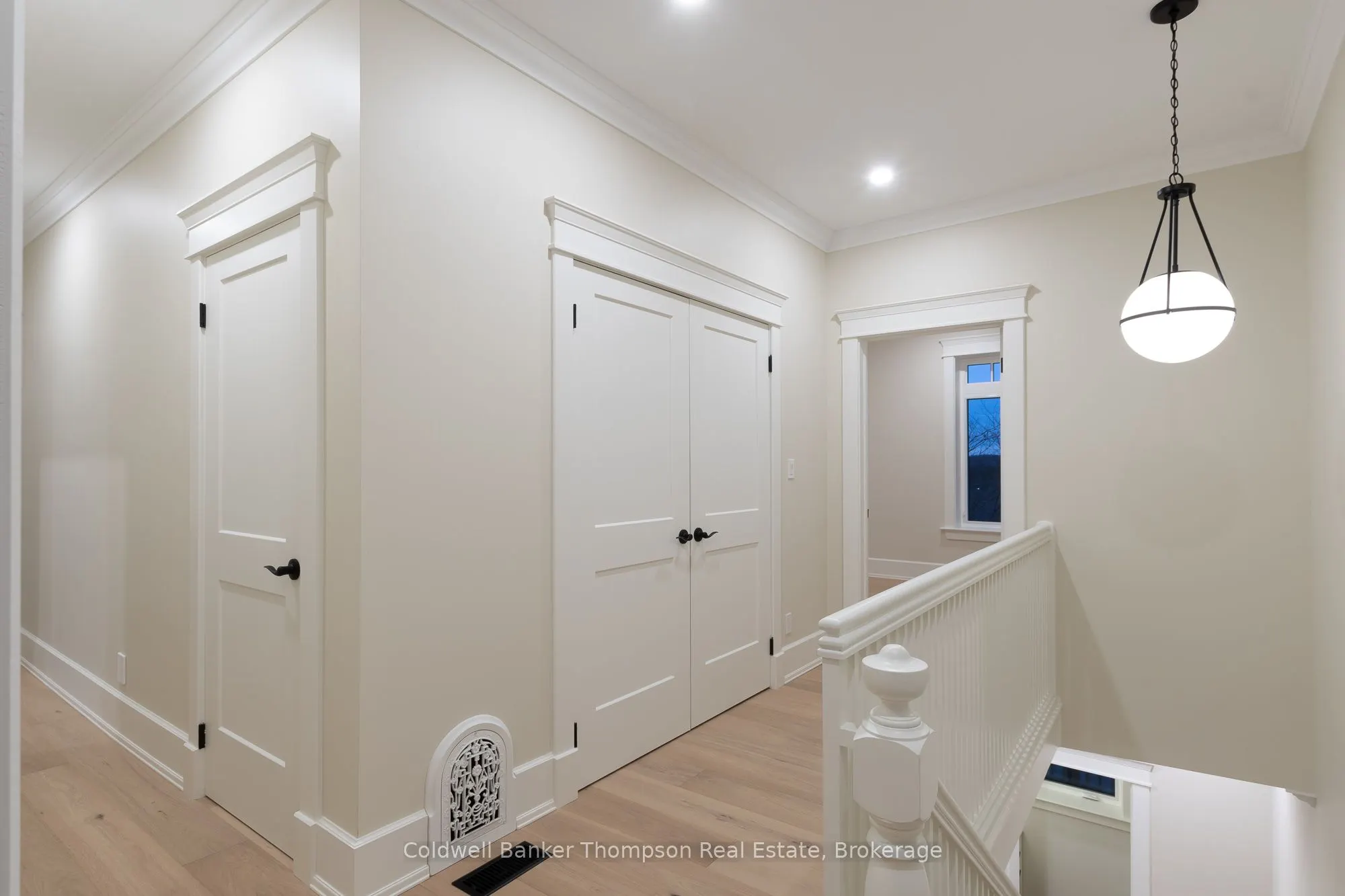 30 Minerva Street W