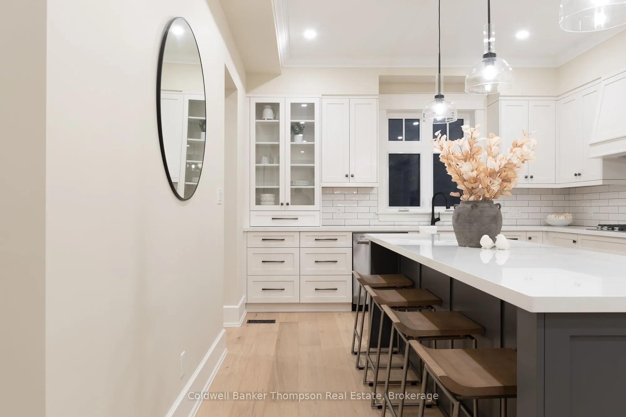 30 Minerva Street W