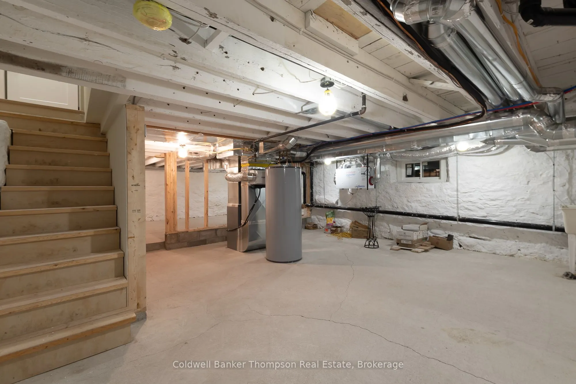 30 Minerva Street W