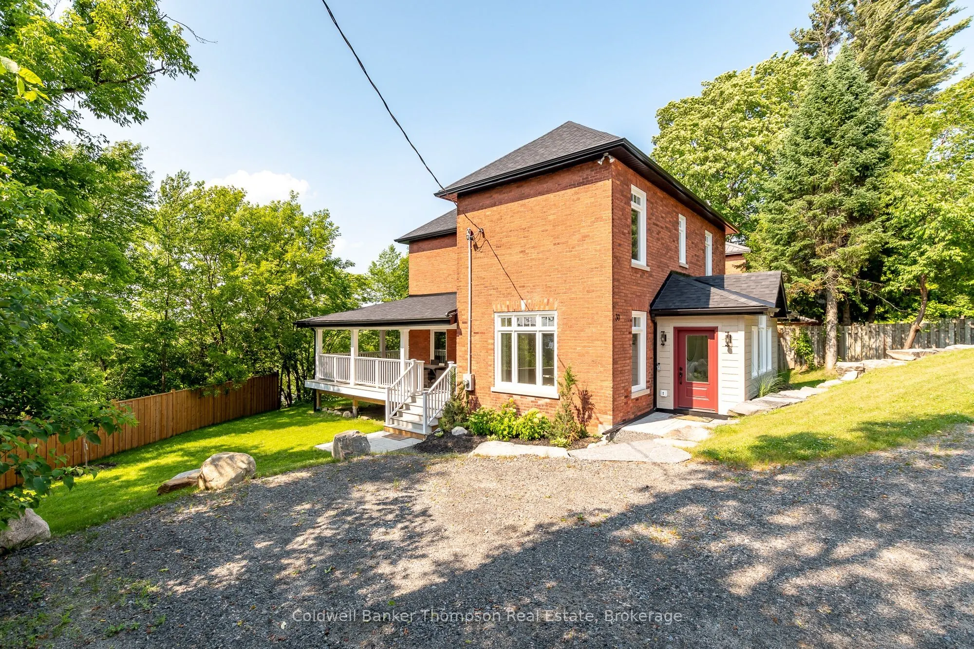 30 Minerva Street W