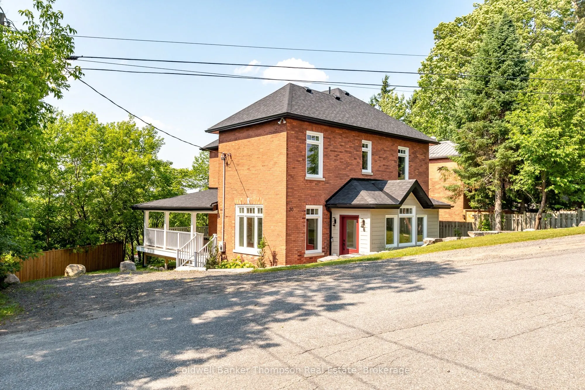 30 Minerva Street W