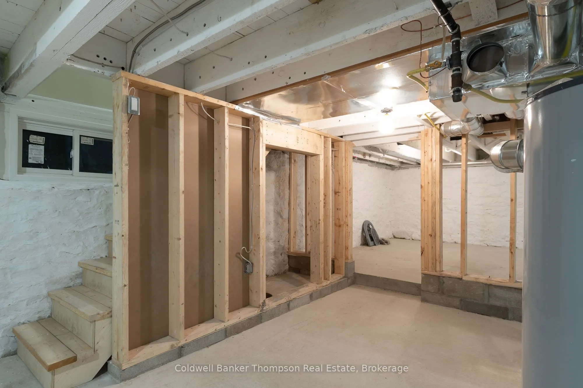 30 Minerva Street W