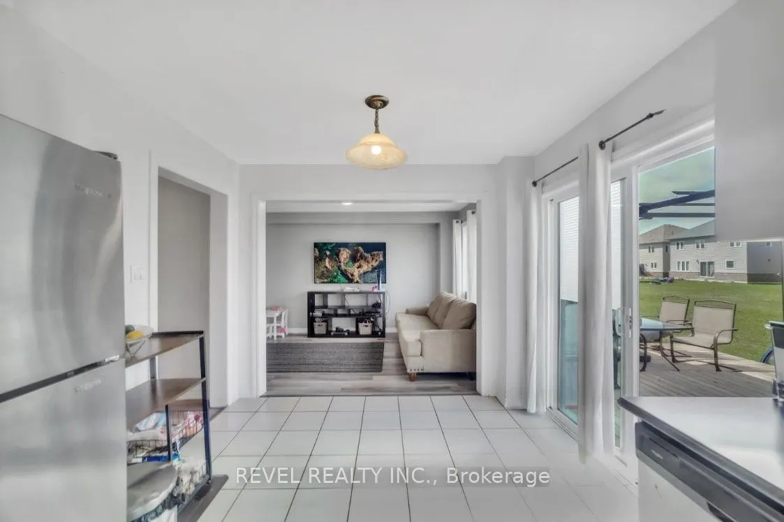 320 Moody Street