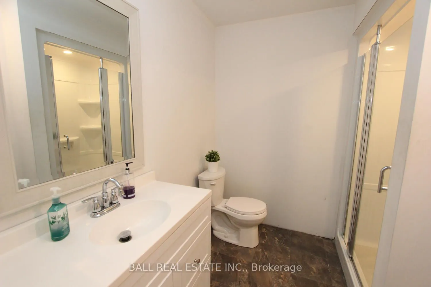 1185 Killarney Bay Road