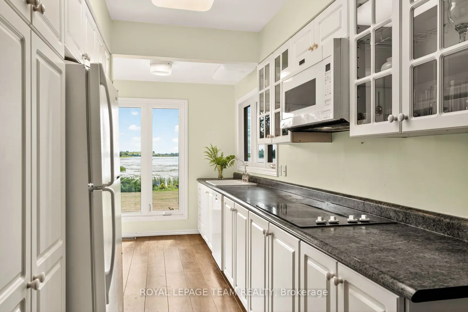 4 Rideau Lane