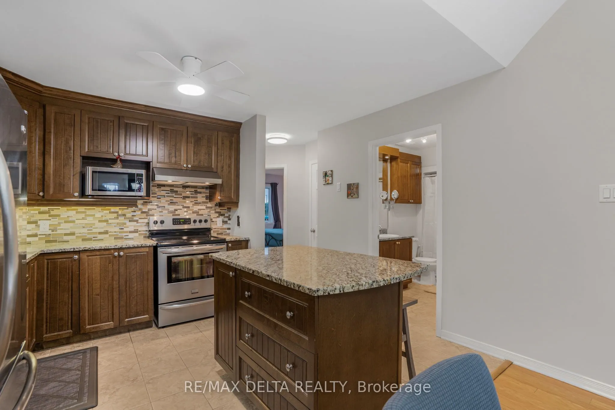 189 Eliot Street, #102