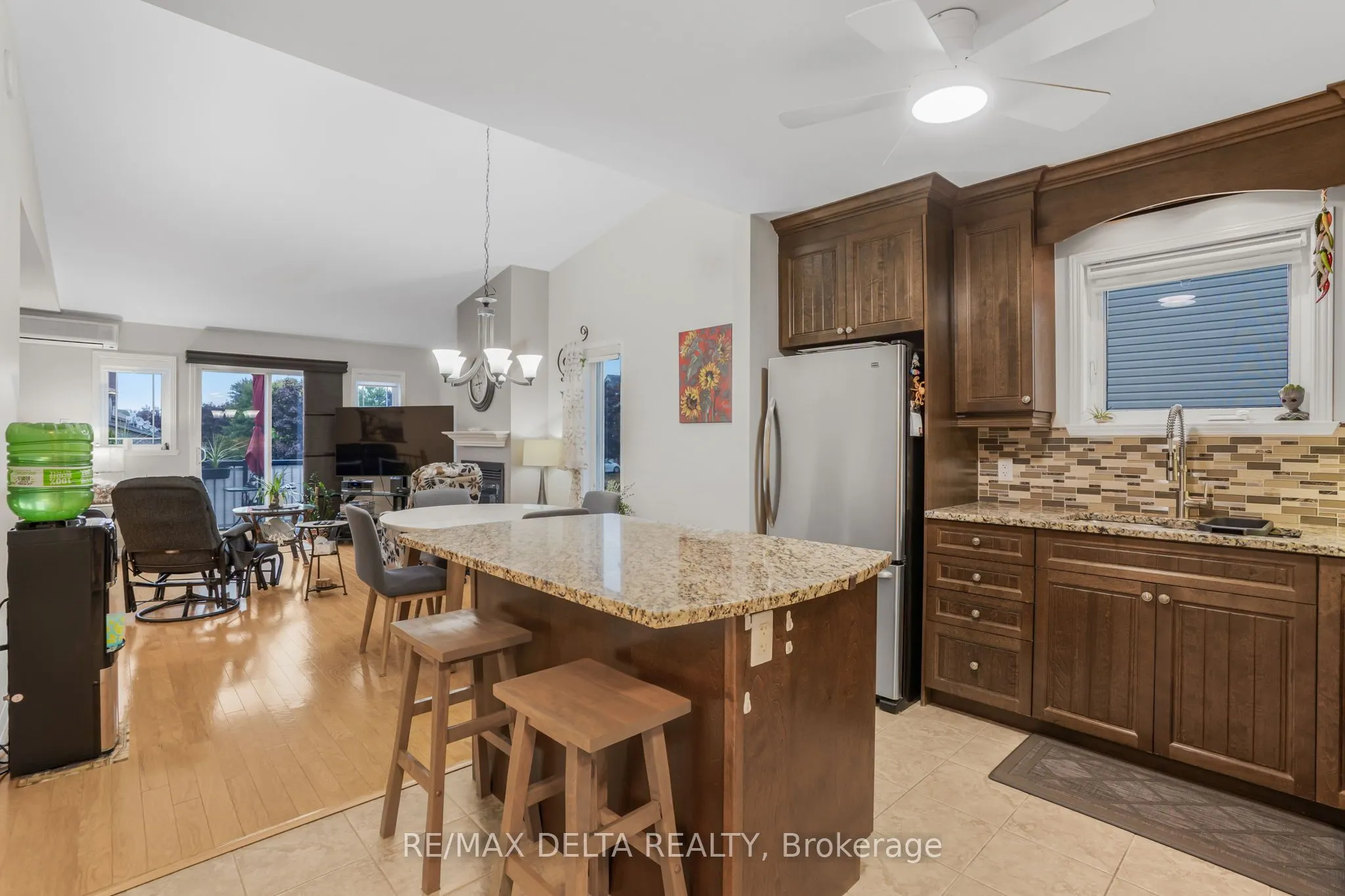 189 Eliot Street, #102