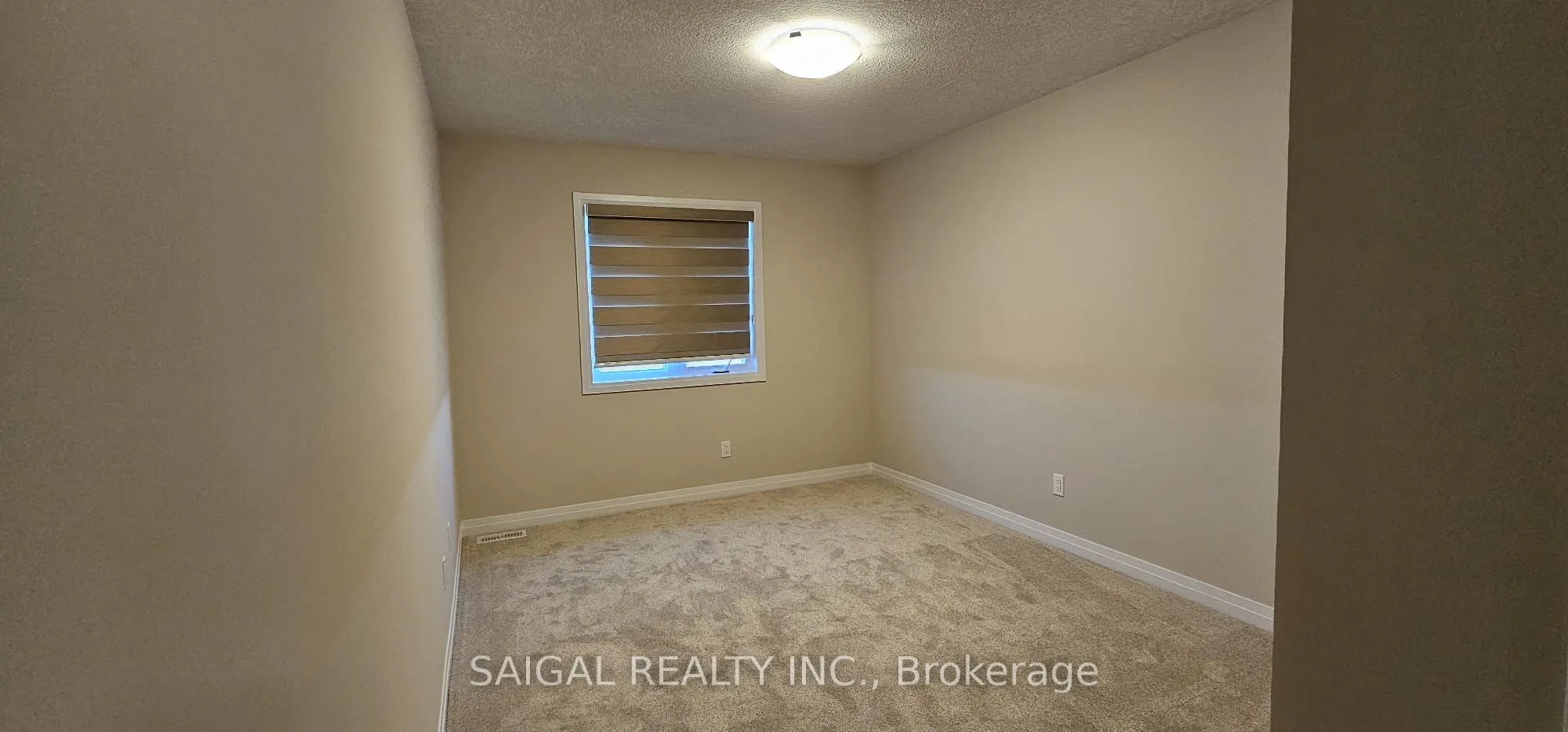 31 Rivergreen Crescent