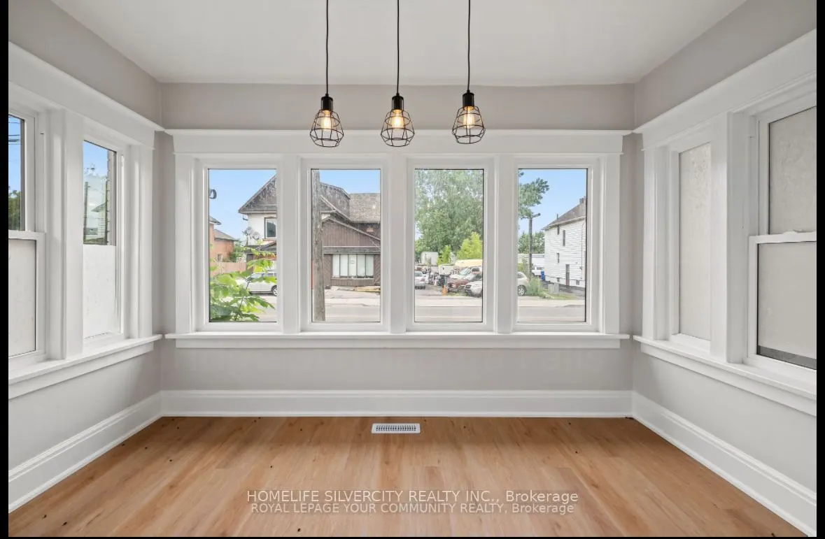 4910 Bridge Street, #1
