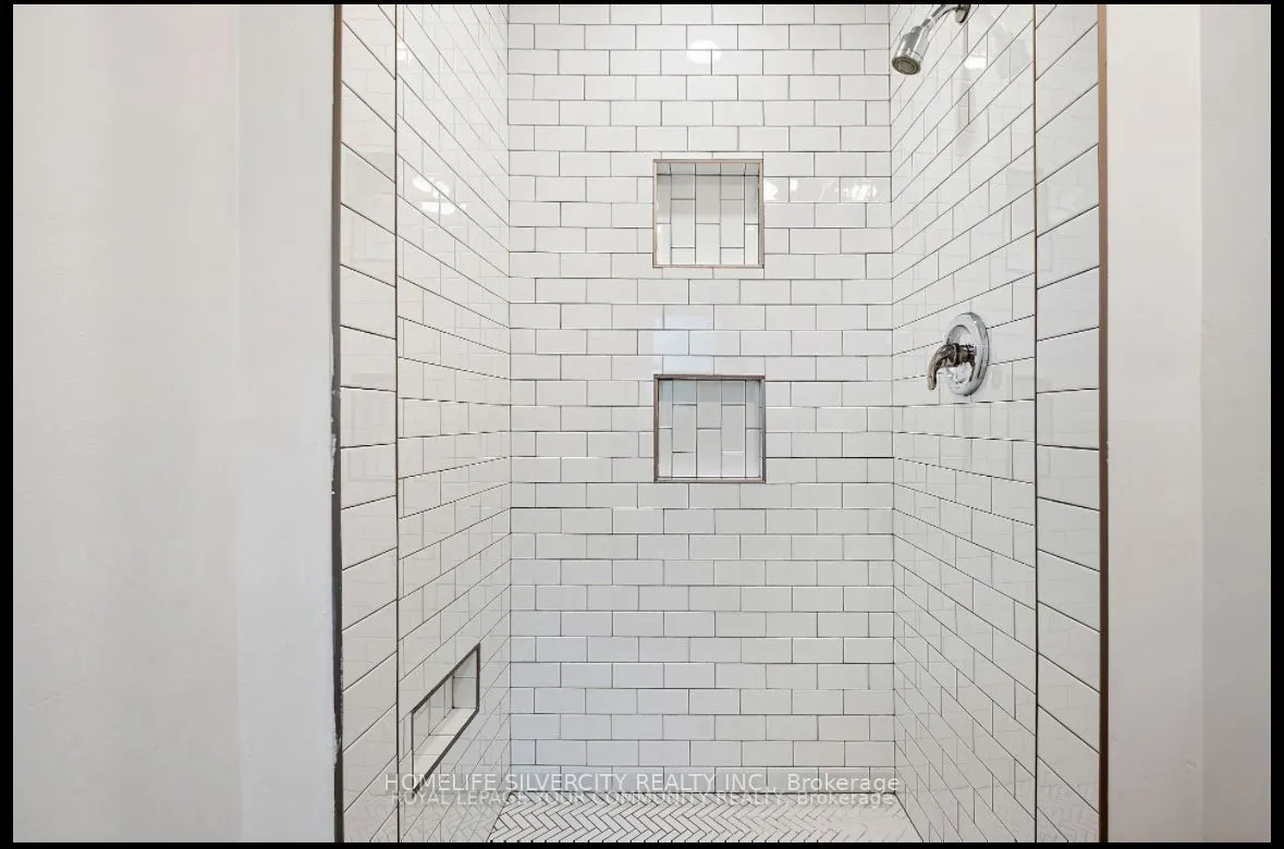 4910 Bridge Street, #1
