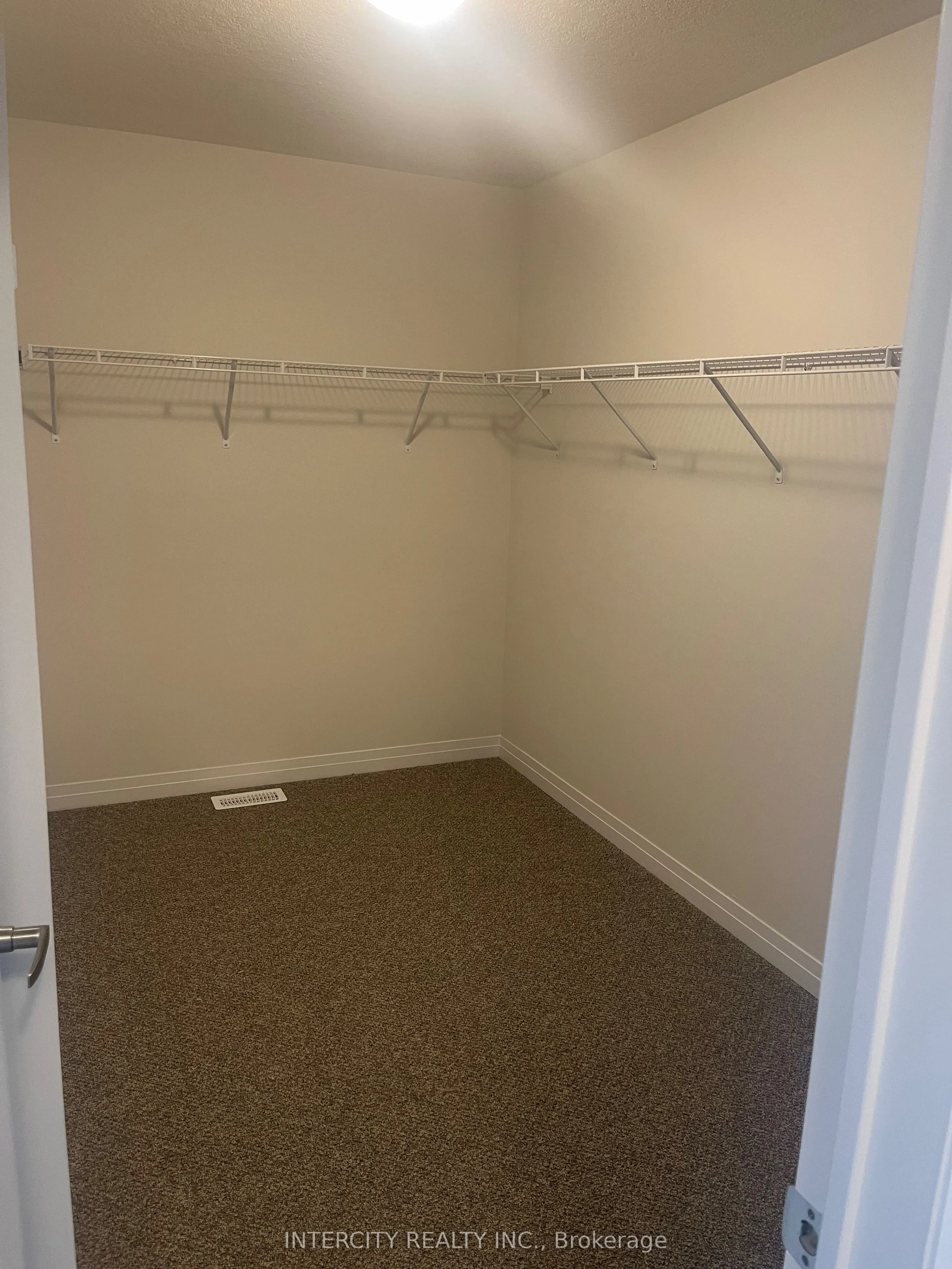 140 Raftis Street
