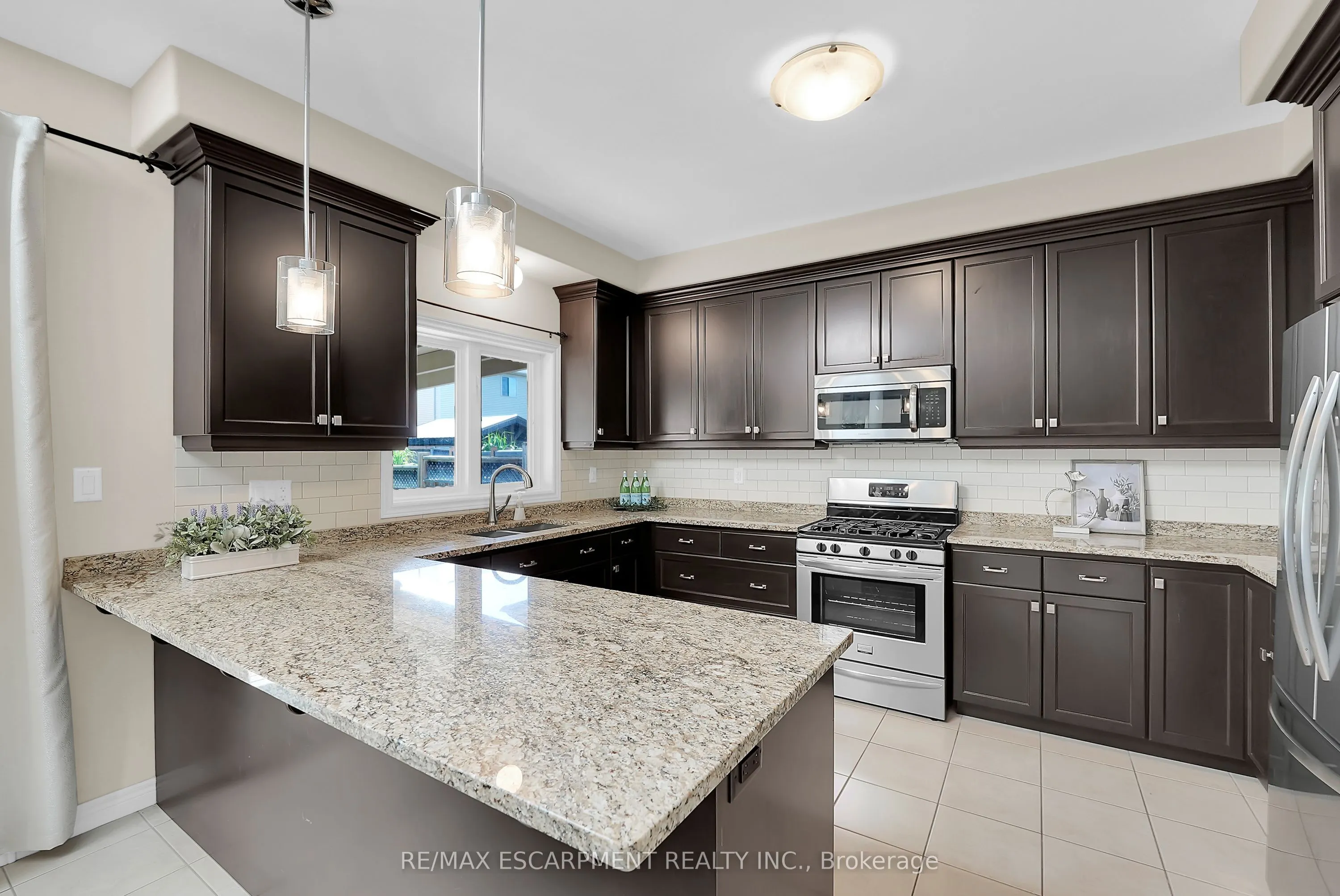 4896 Allan Court