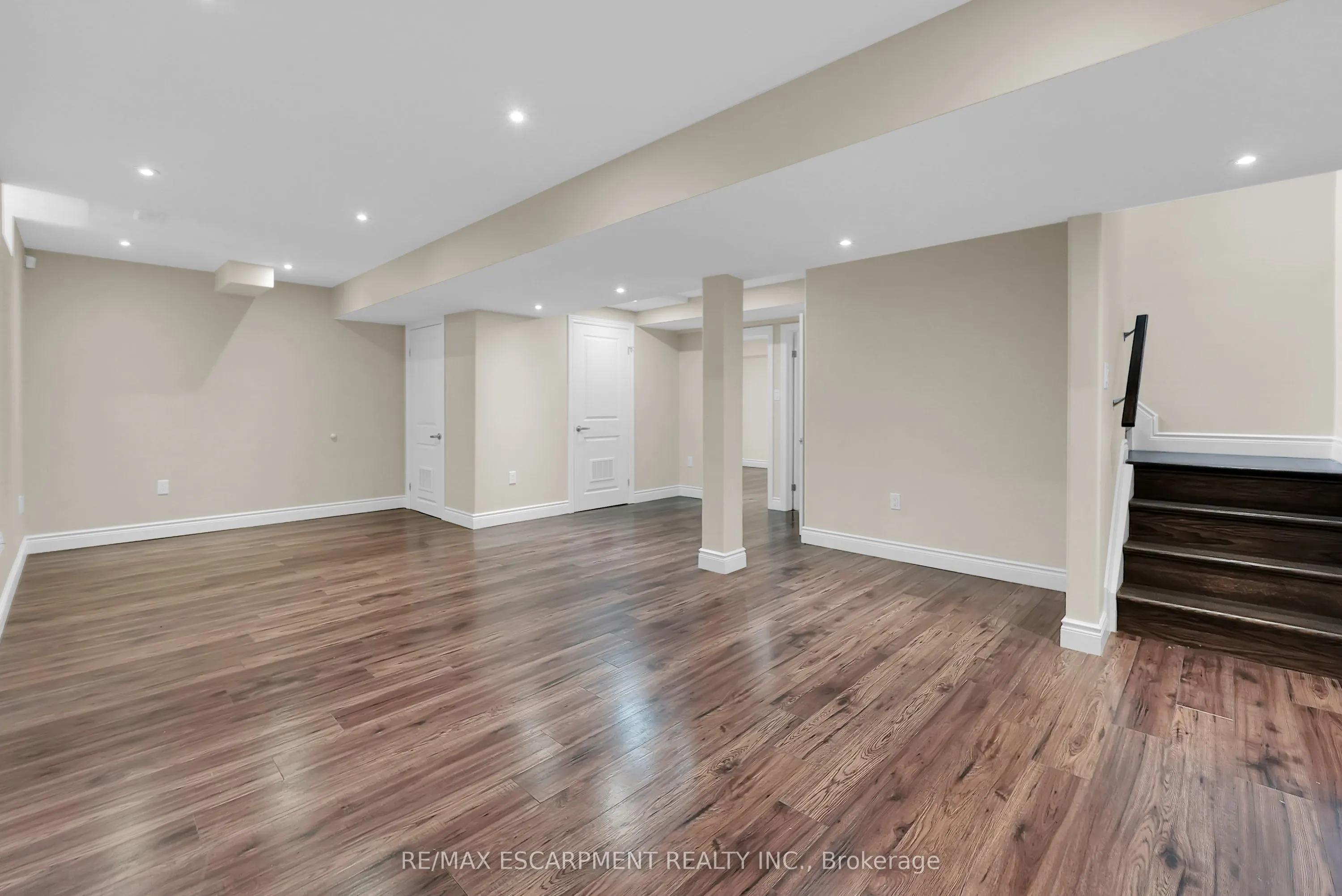 4896 Allan Court