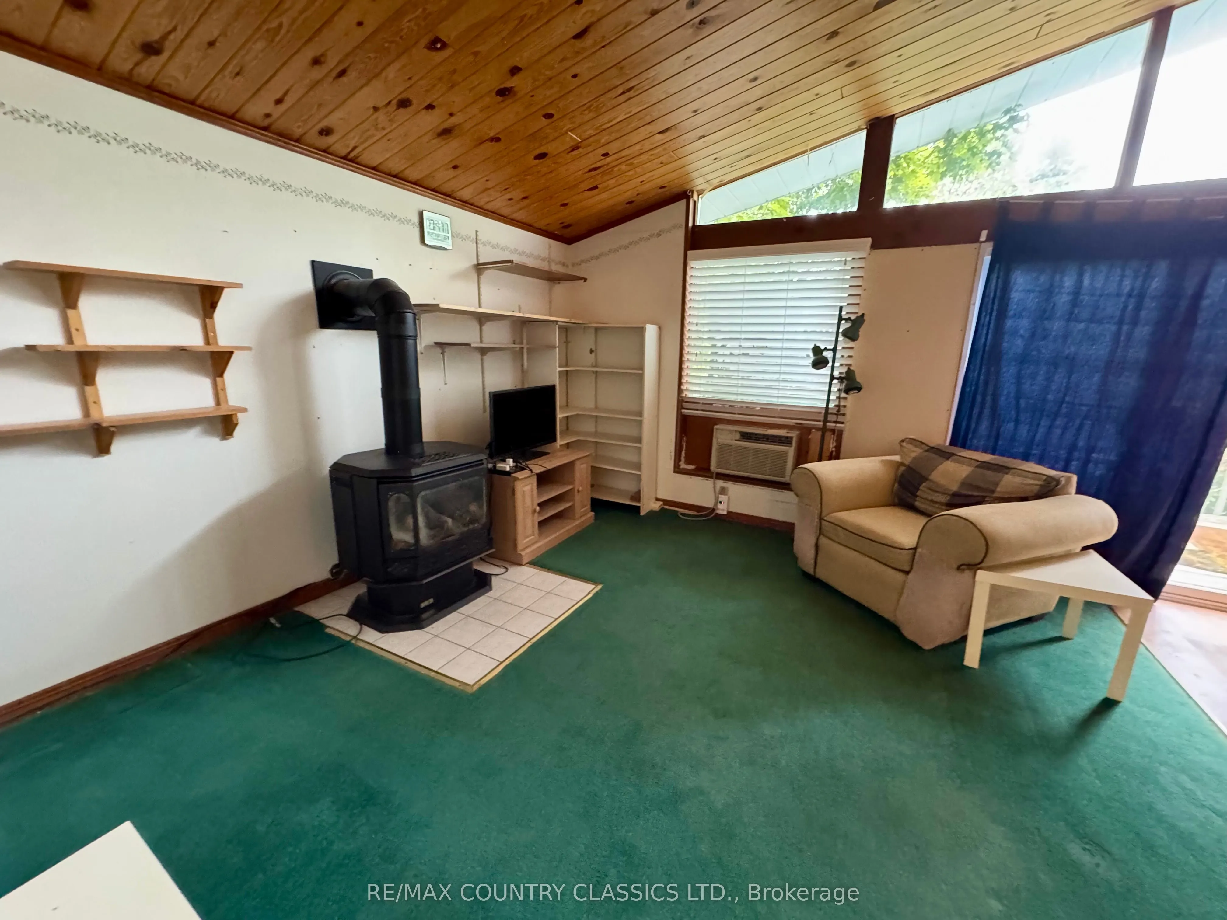 256 Elgin Road