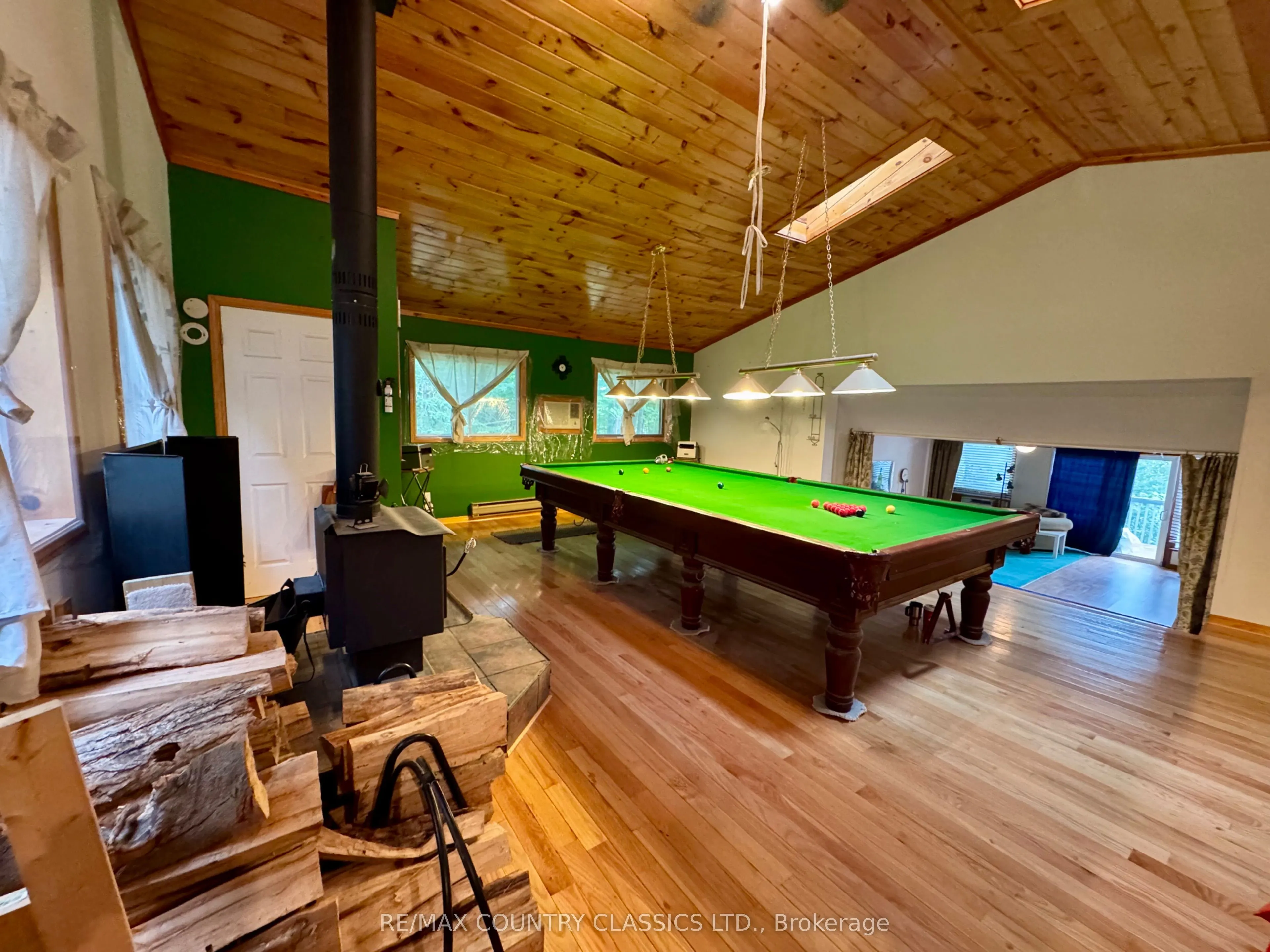 256 Elgin Road