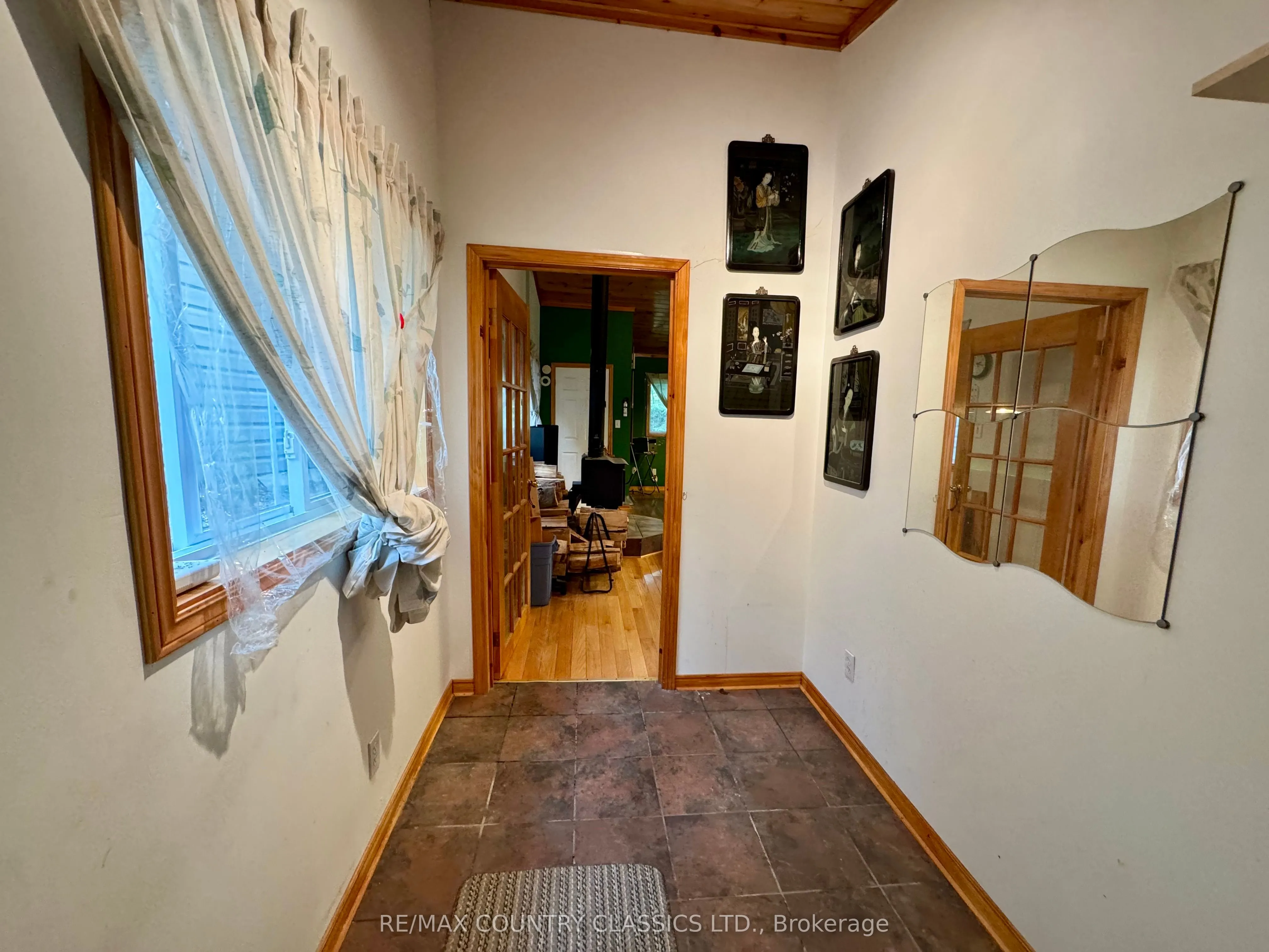 256 Elgin Road