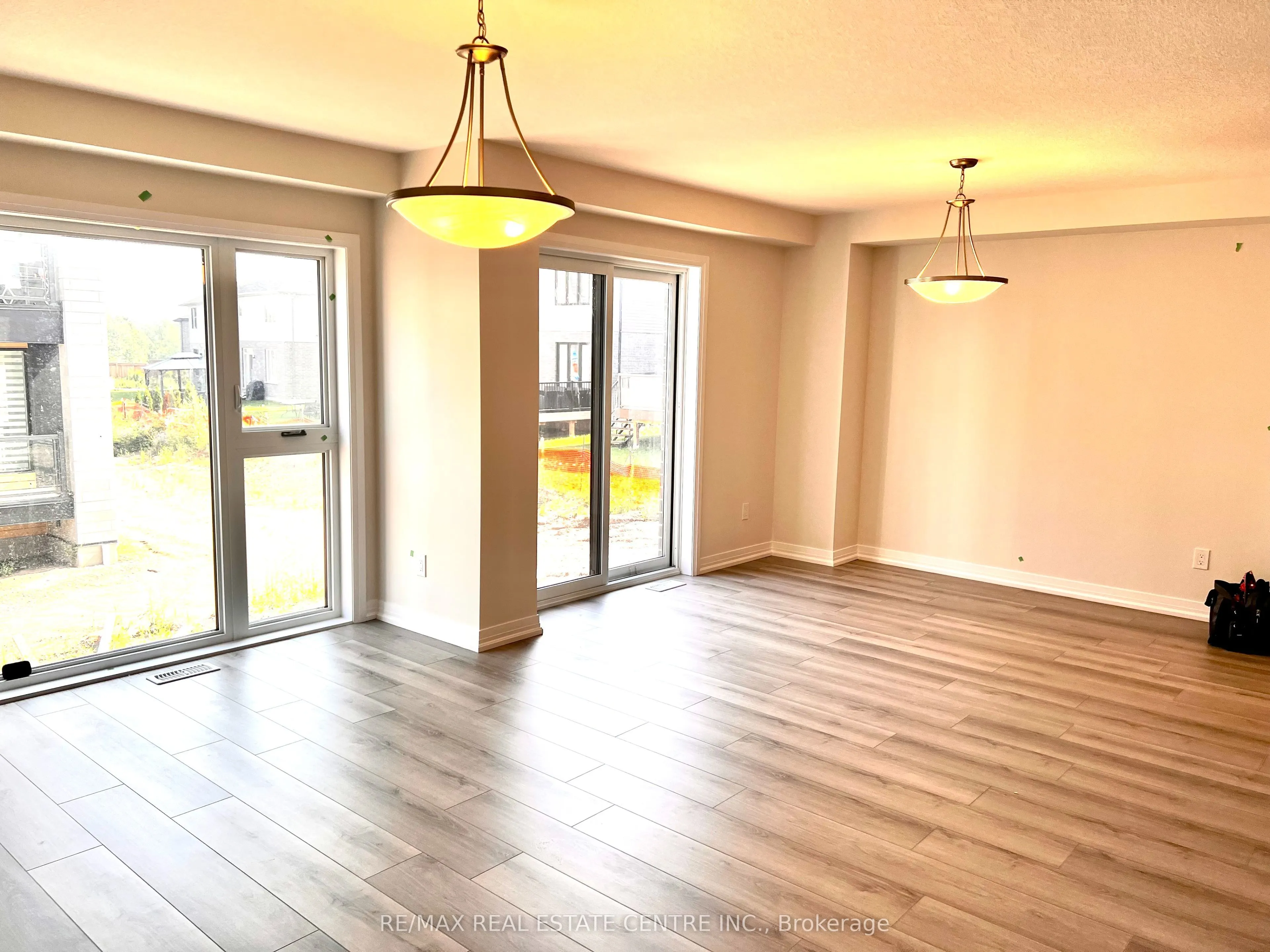261 Woodbine Avenue, #F001