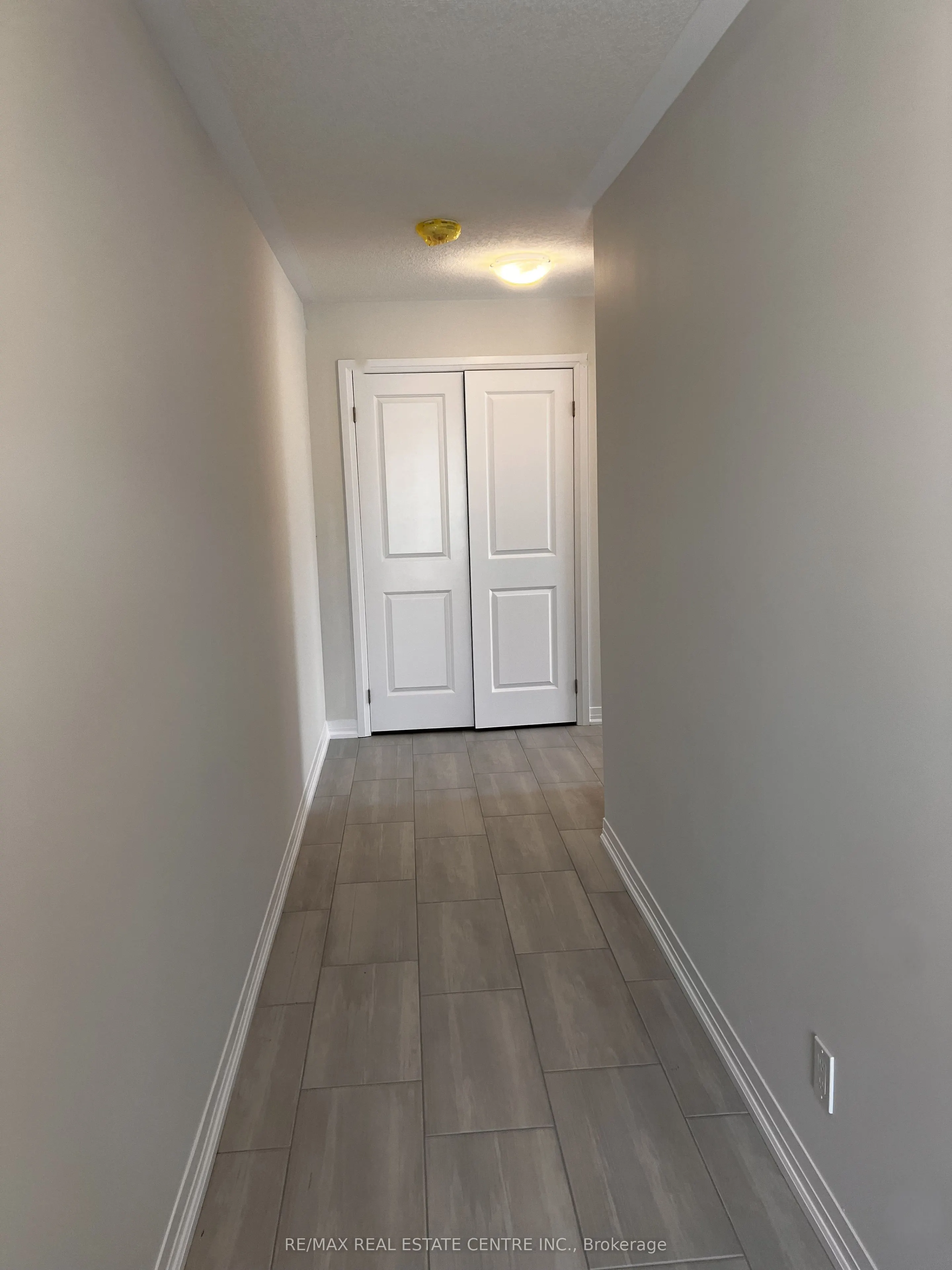 261 Woodbine Avenue, #F001