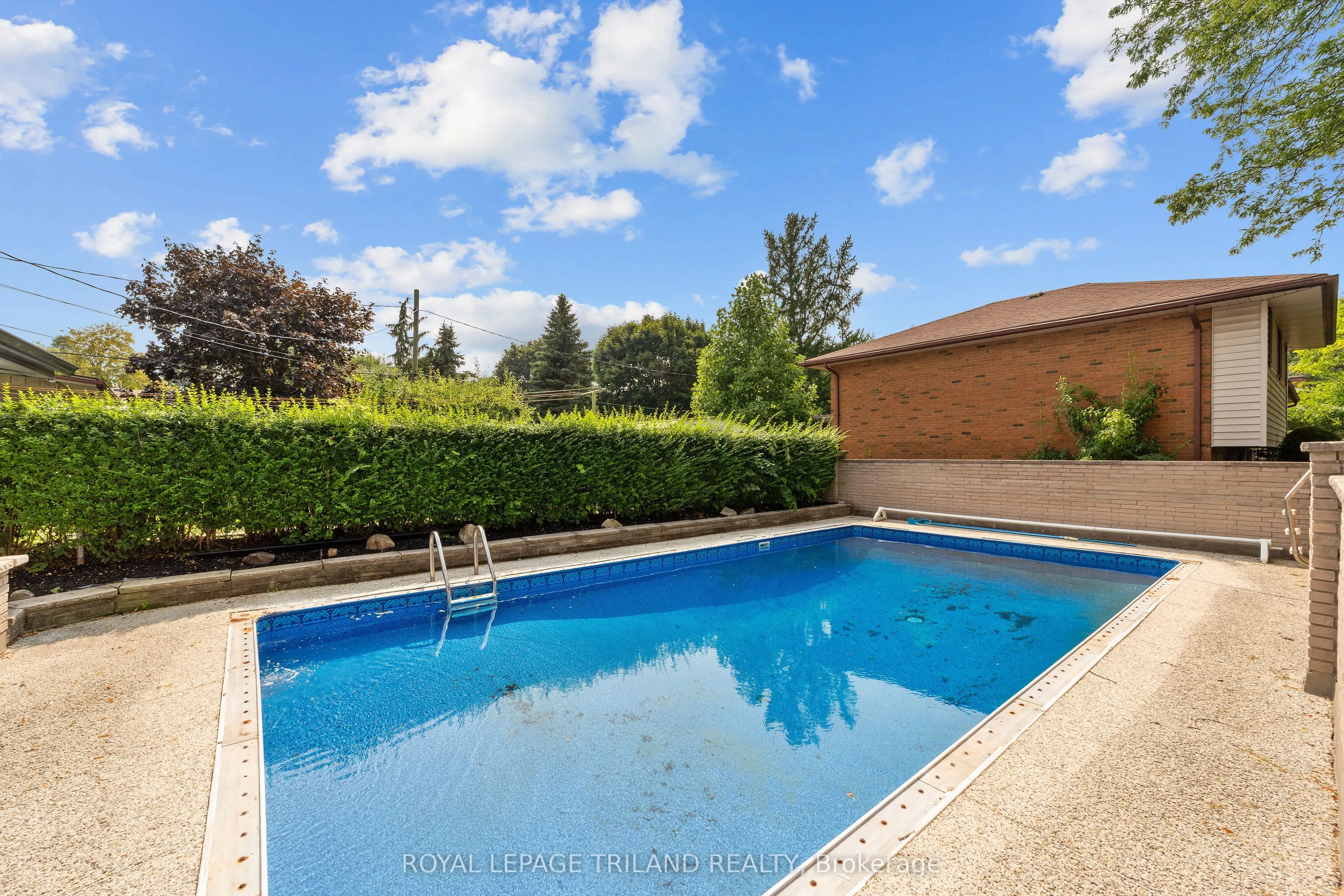 65 Almond Road