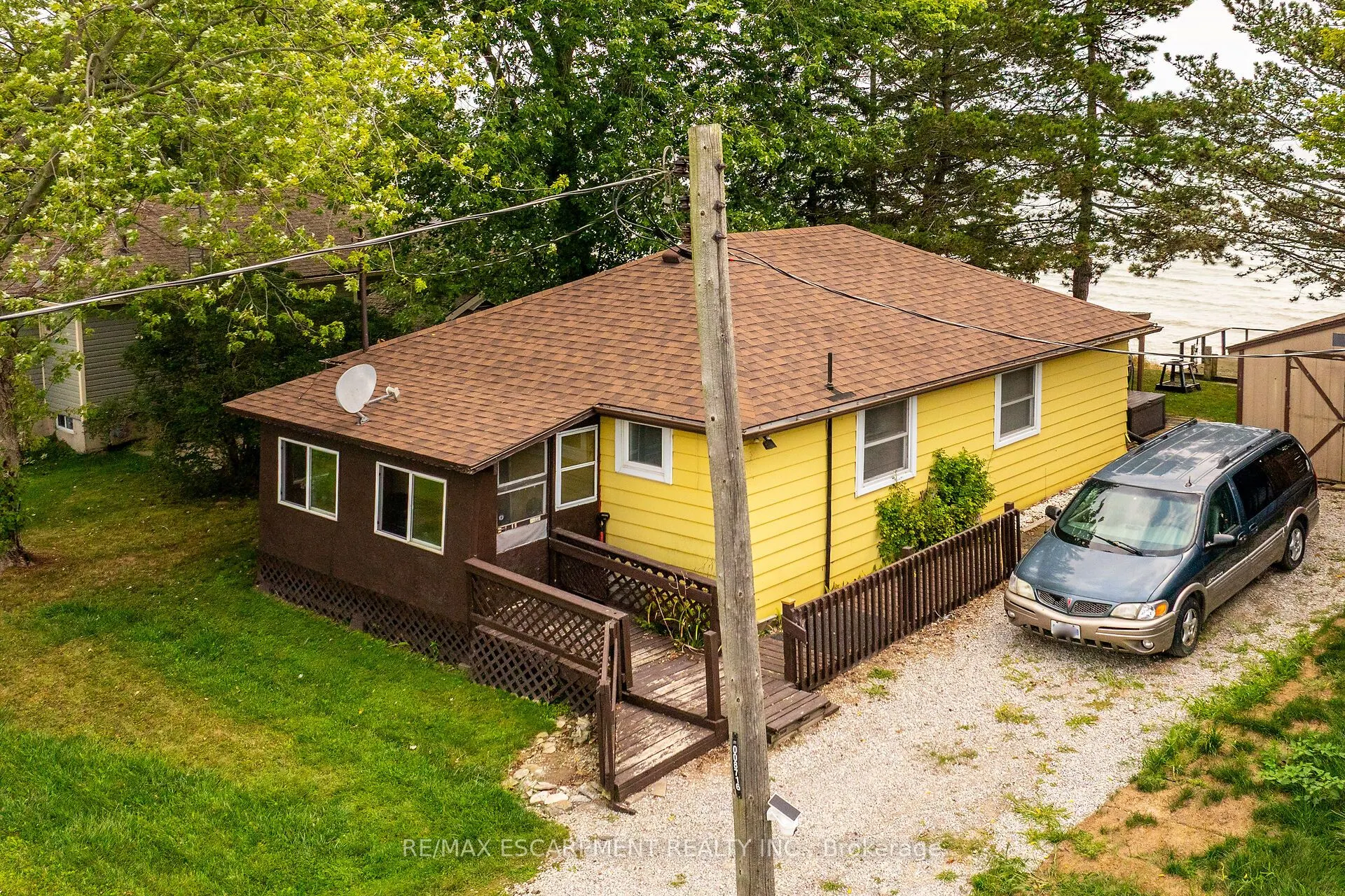 966 South Coast Drive
