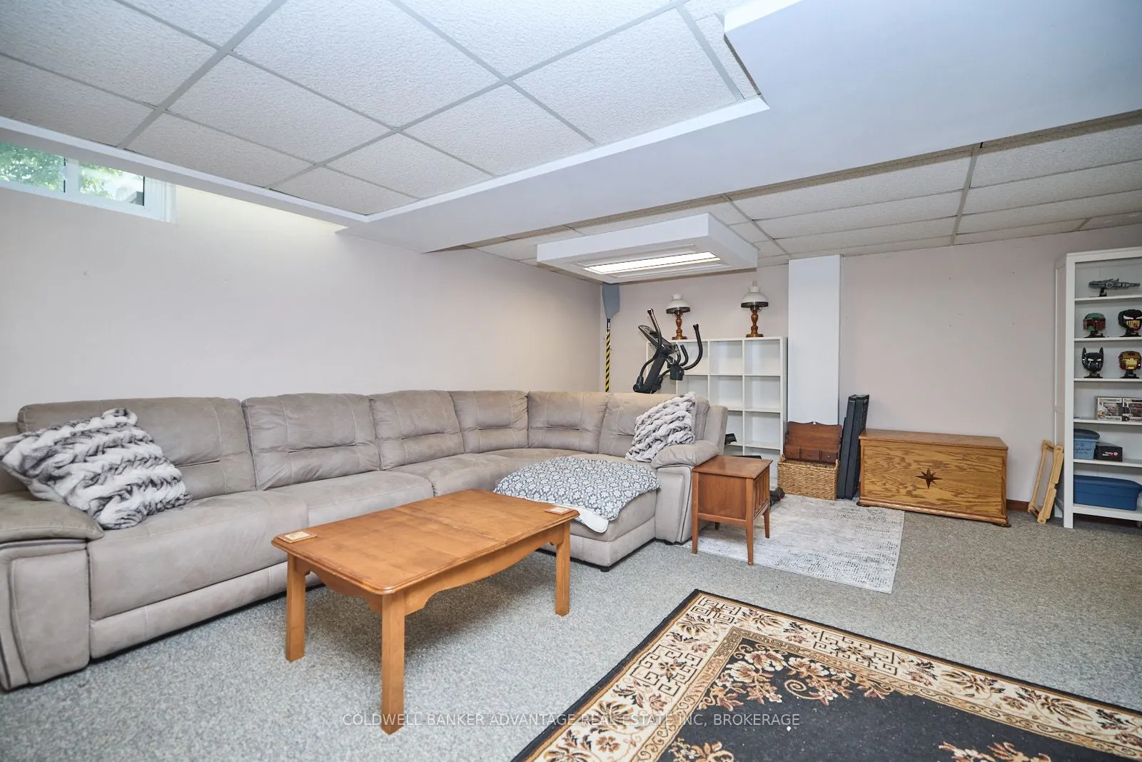 33 Naples Court