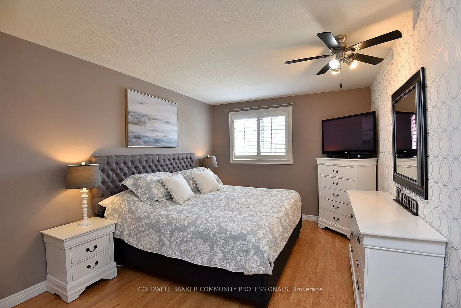 210 Claudette Gate