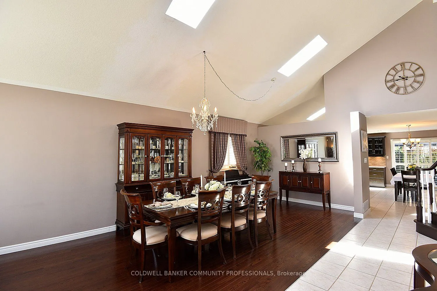 210 Claudette Gate