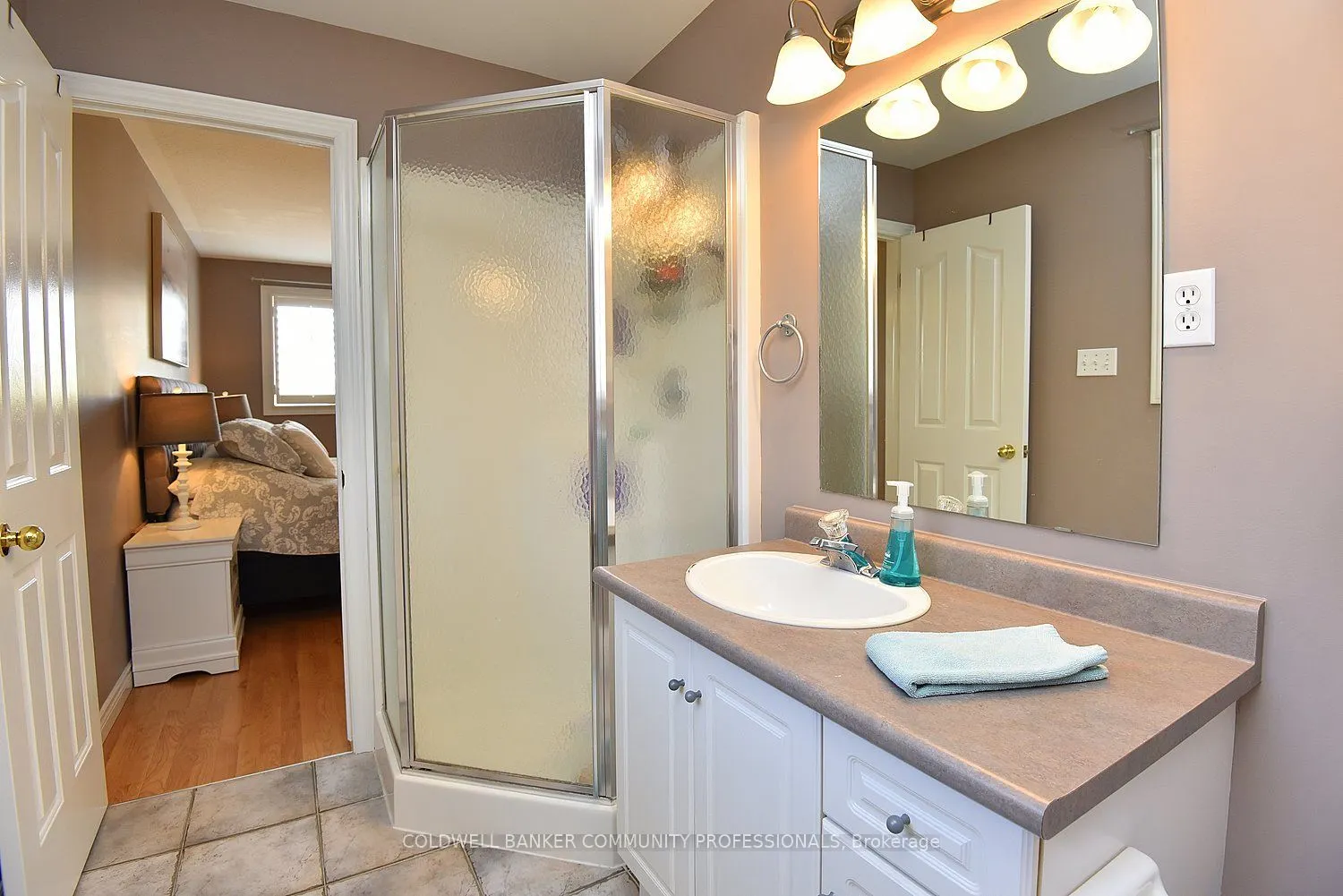 210 Claudette Gate