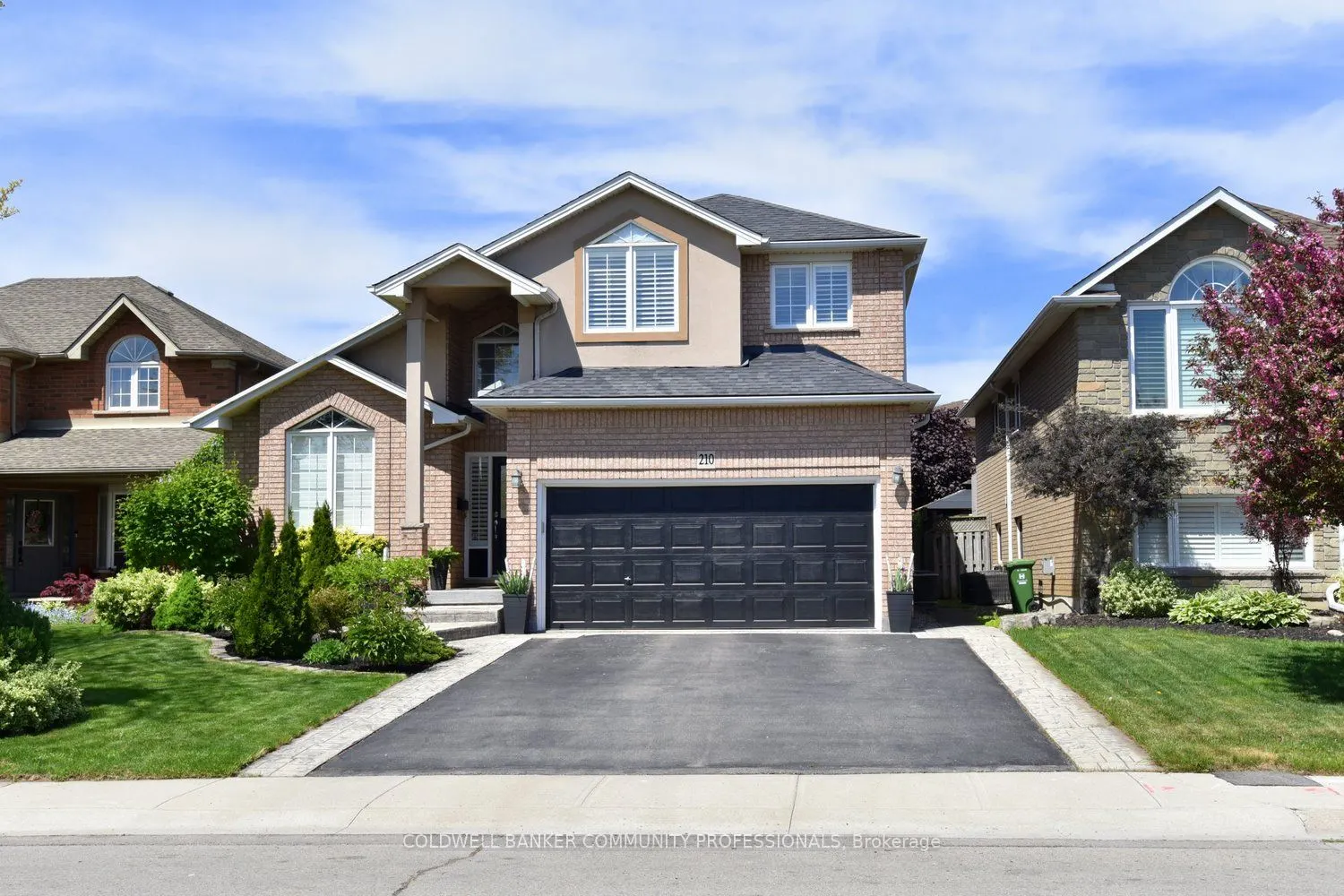 210 Claudette Gate